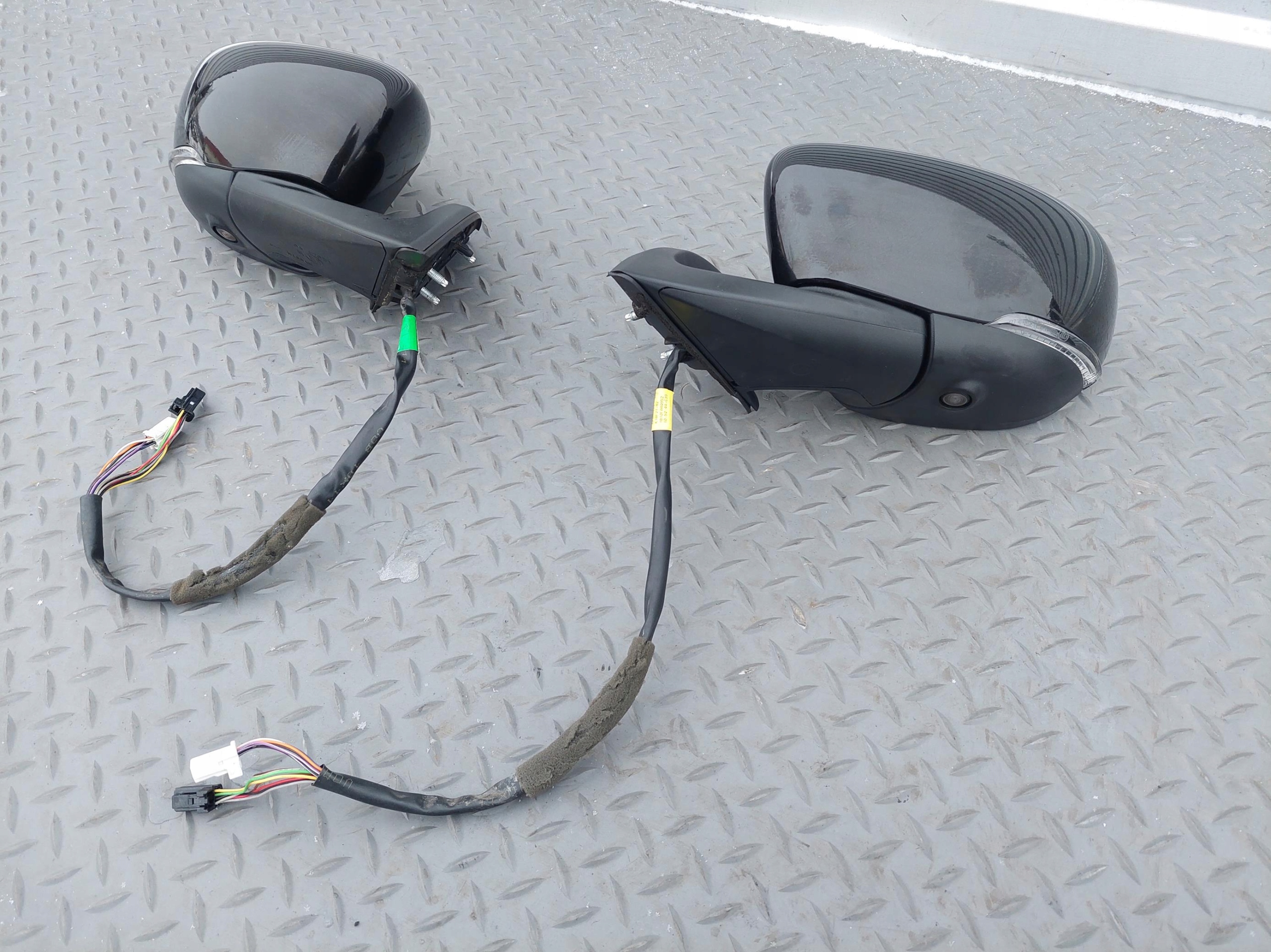 mirror left KAMERA 8+6 PIN 14 PIN NISSAN LEAF II ZE1