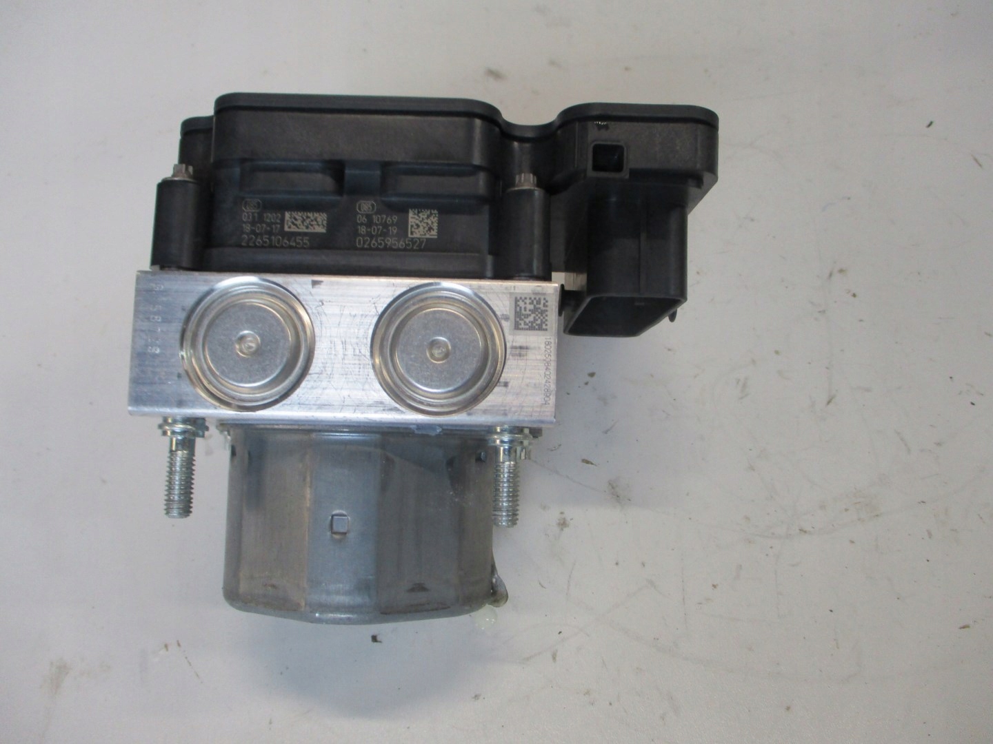 ABS RENAULT KADJAR 1,3TCE 476608240R
