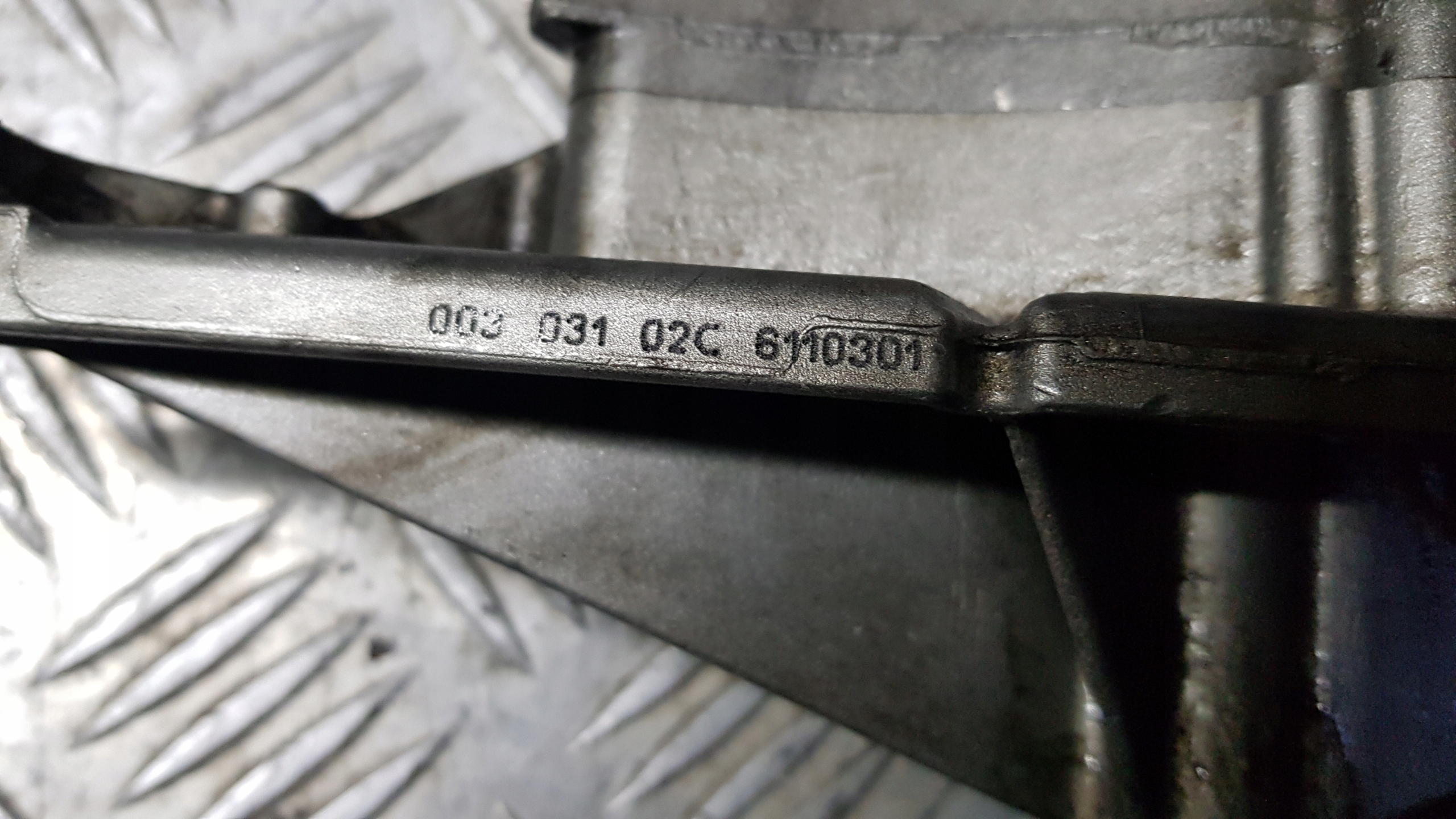MERCEDES Ölpumpe SPRINTER W203 2.2 CDI 6111810047