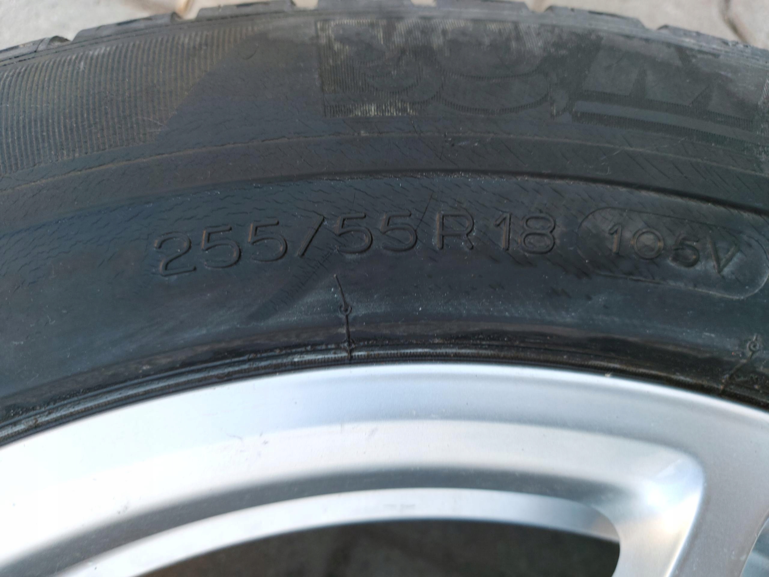 PORSCHE MACAN 95B kolo disk 9Jx18 Michelin
