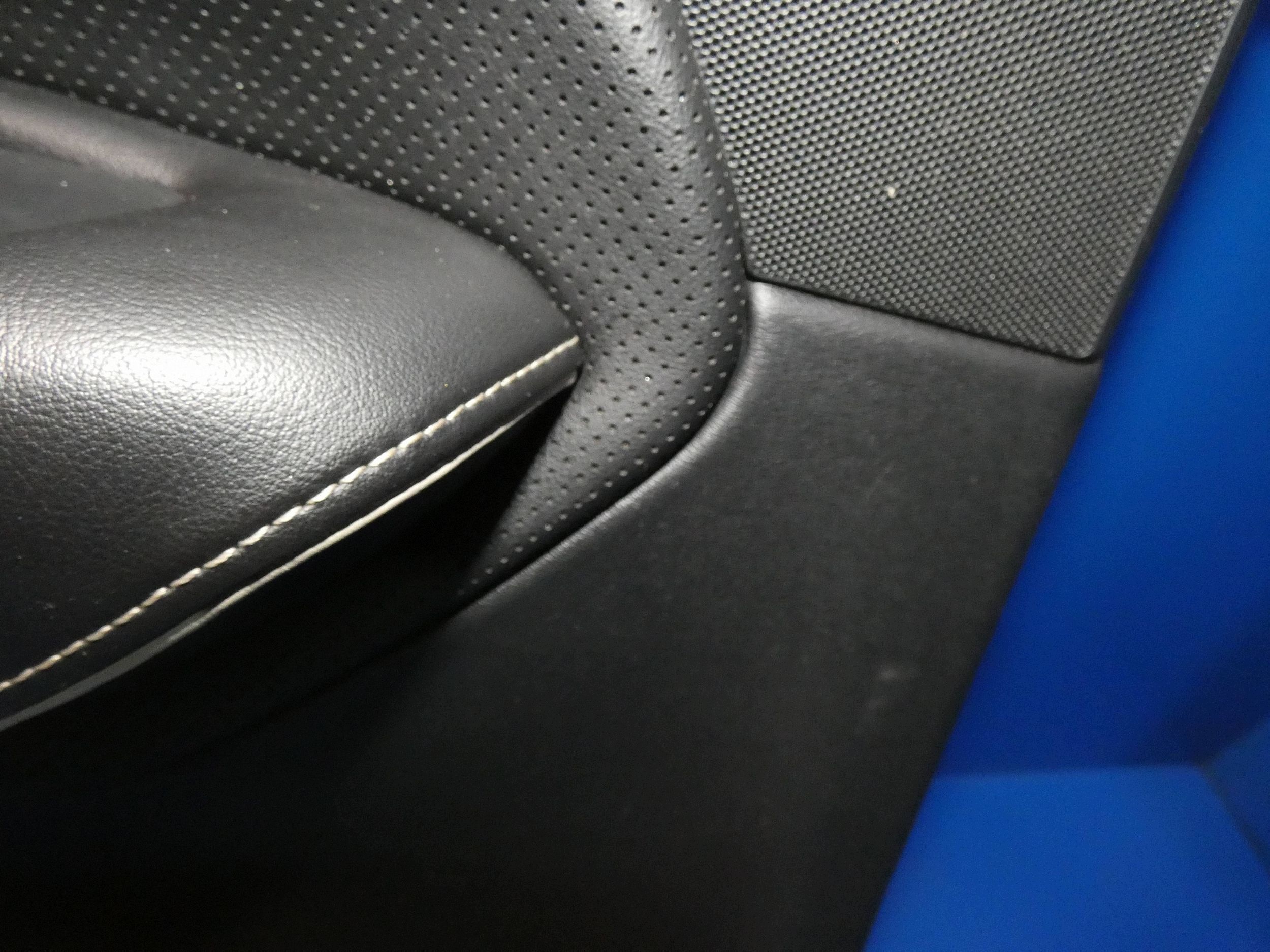 VOLVO XC90 II R-design side upholstery door left rear part