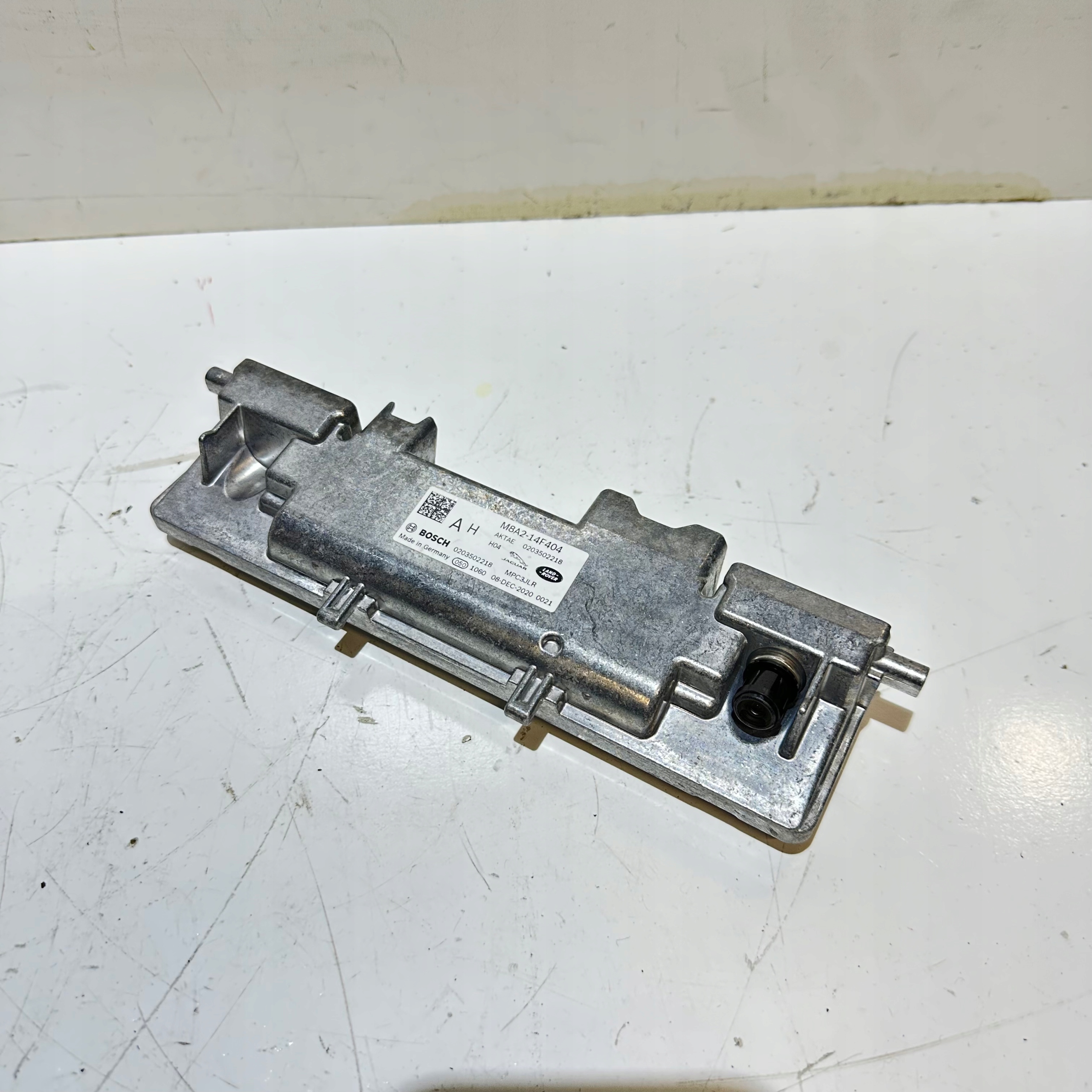 JAGUAR F-PACE LIFT КАМЕРА ПЕРЕДНЕЕ СТЕКЛО M8A2-14F404