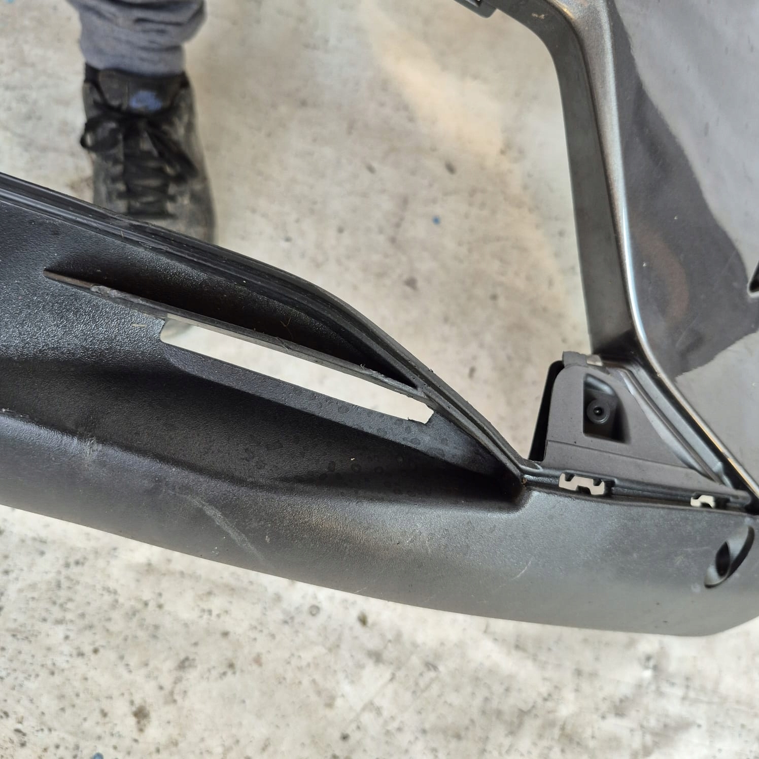 PEUGEOT 3008 II LIFT 20- bumper front front PDC