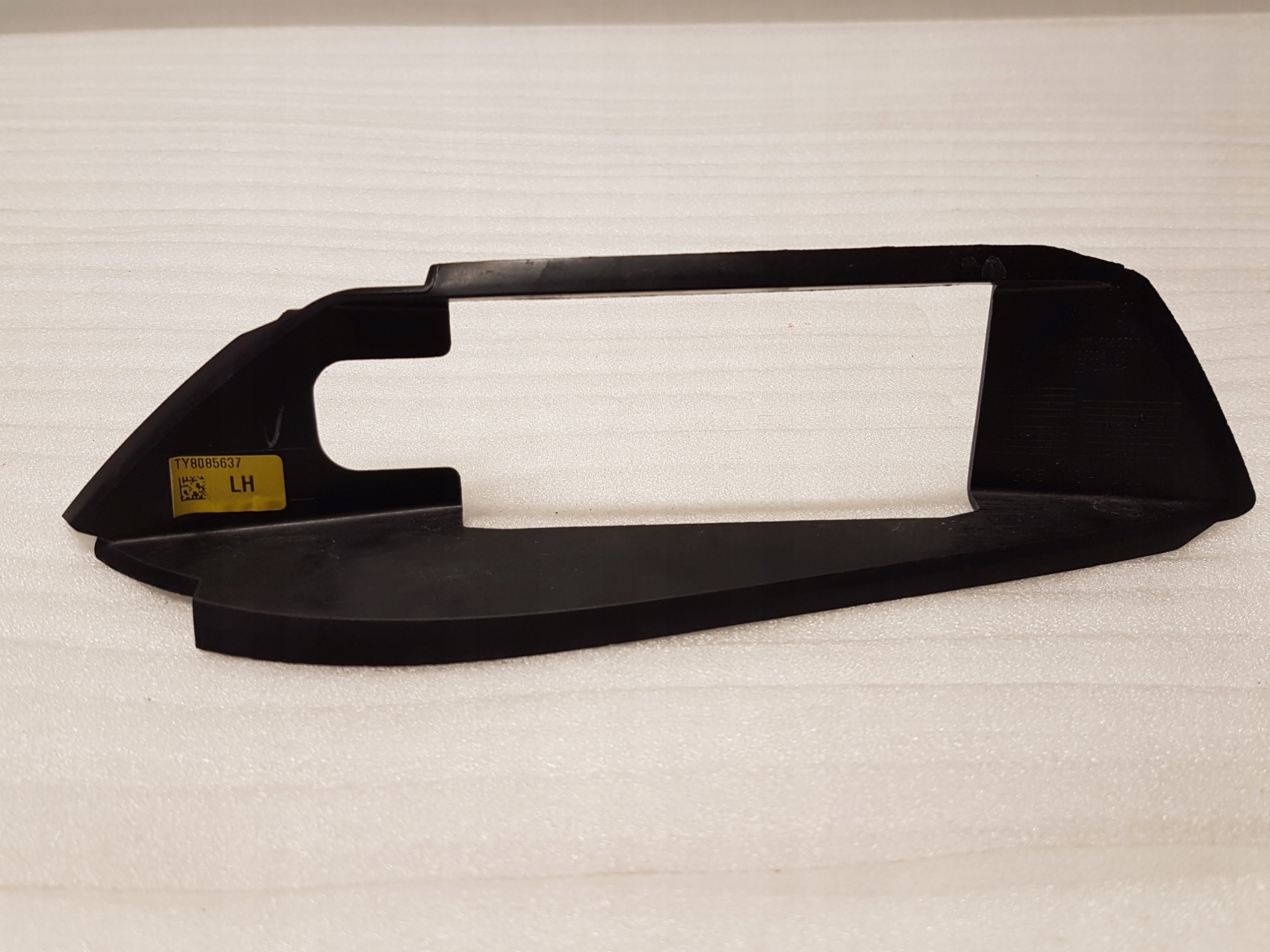 pipe end ABSORBERA left front BMW X5 G05 LCI 8085637