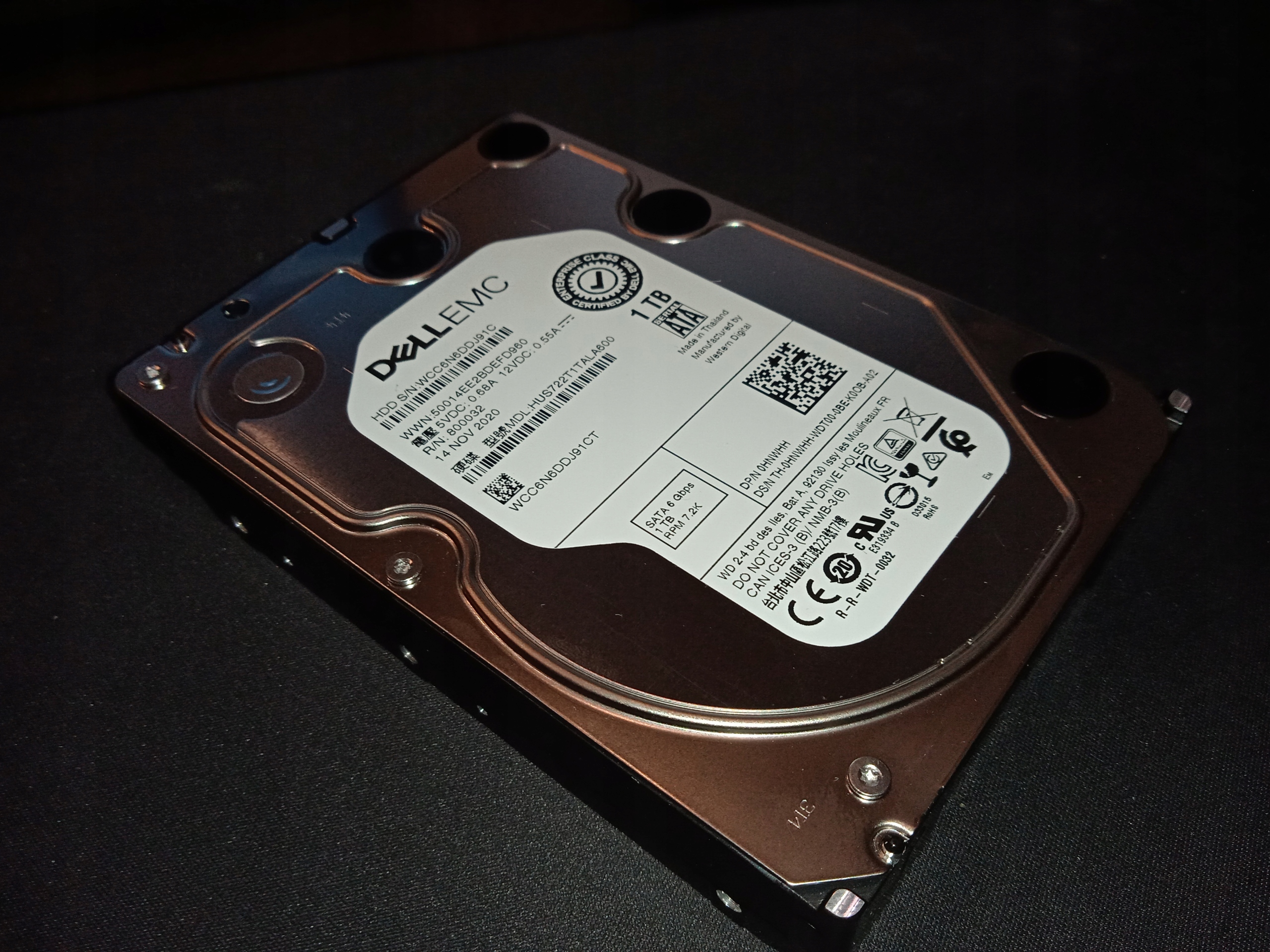 Dysk HDD 1TB 3,5'' WD HUS722T1TALA600 DELL EMC HNWHH 0HNWHH Kod producenta WCC6N6DDJ91C