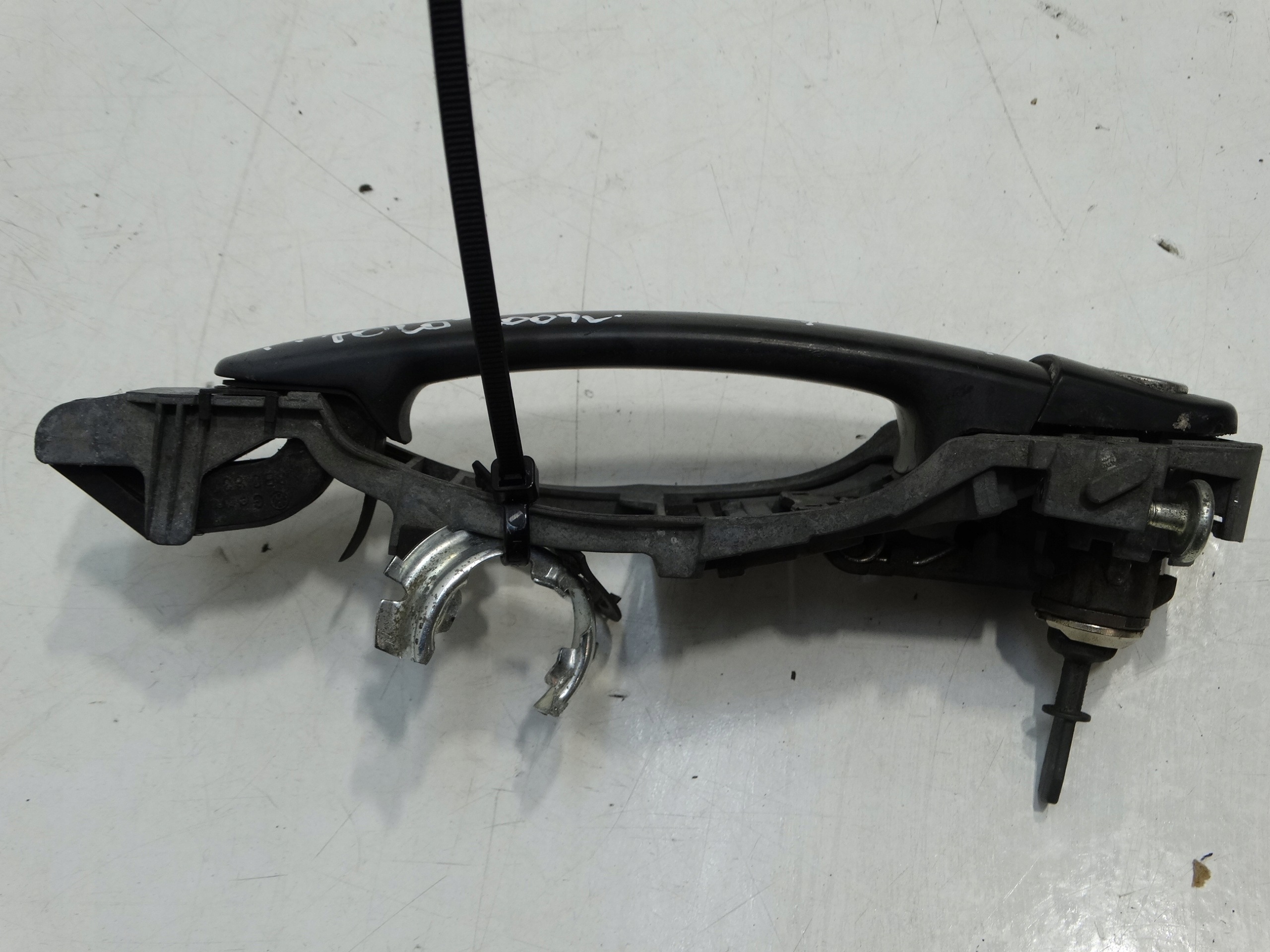 handle exterior right front VOLKSWAGEN POLO 9N LIFT