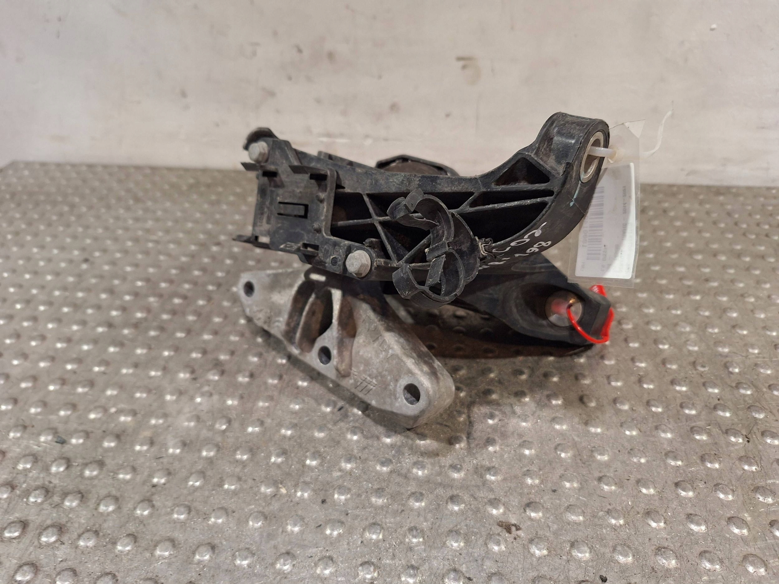 holder engine mount A1S111CU2 PEUGEOT 5008 II 1.5 EHDI 16