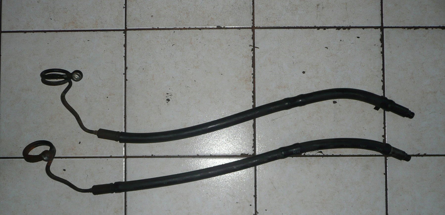 Шланг для AUDI A4 B5 2.6 2.8 8D1422893M