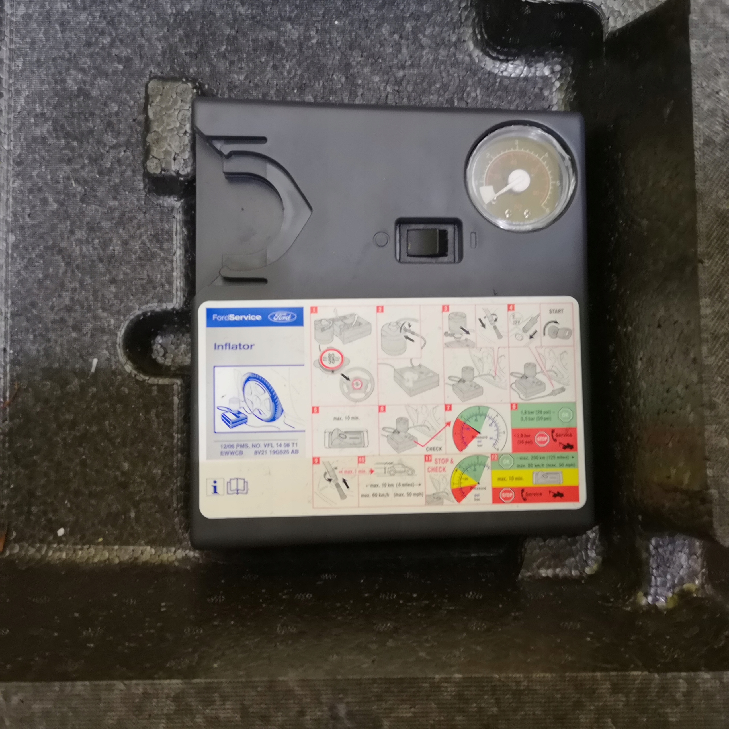 FORD B MAX B-MAX ZESTAW NAPRAWCZY KOŁA POMPKA KLEJ STYROPIAN Marka inna