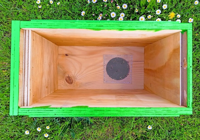 Ul odkładowy ulik 6 ramek wielkopolski odkładówka z podkarmiaczką powałkową Rodzaj inny
