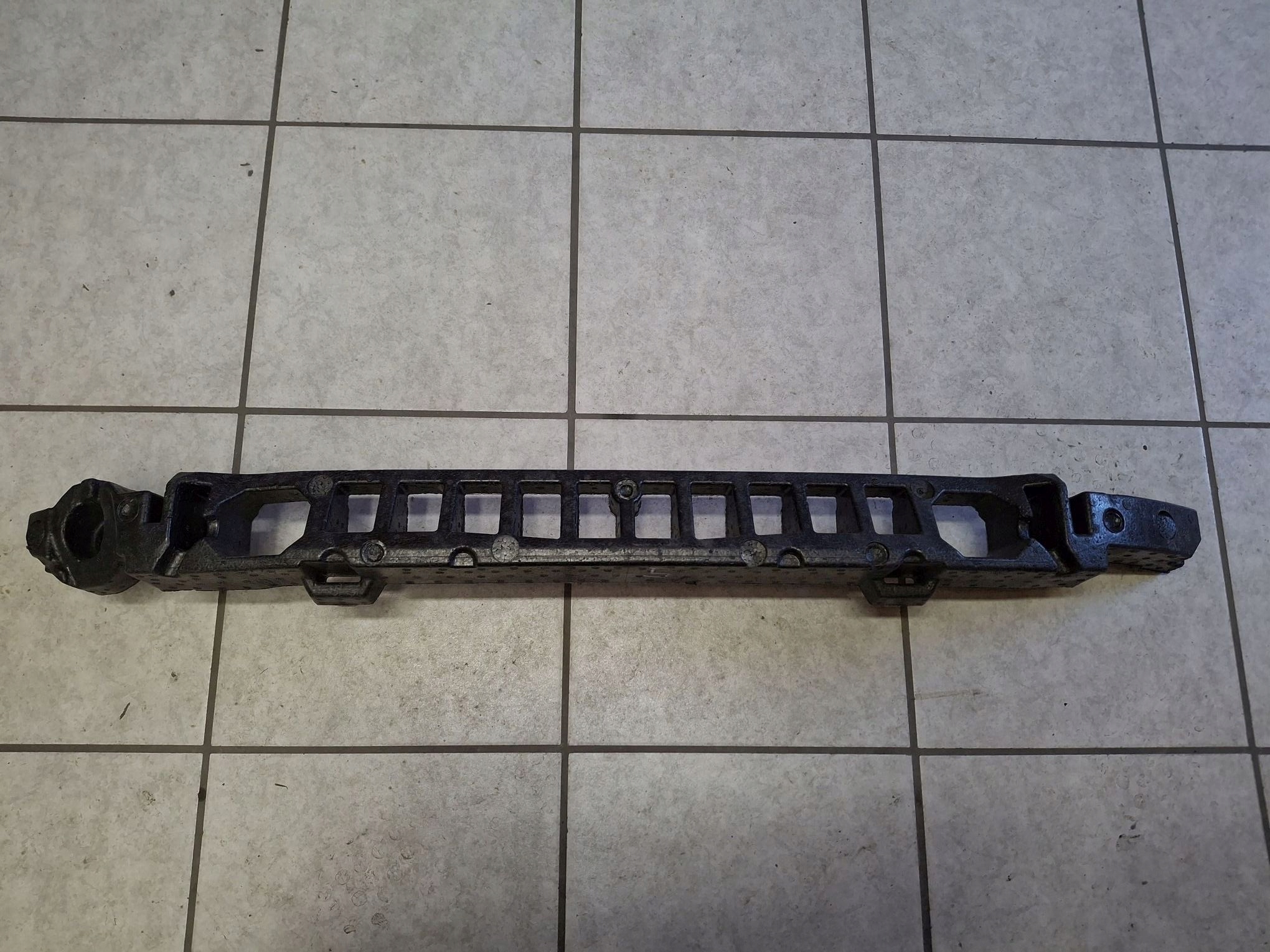 PIANKA ABSORBER nárazníku předek VW PASSAT B8 LIFT 2019R->