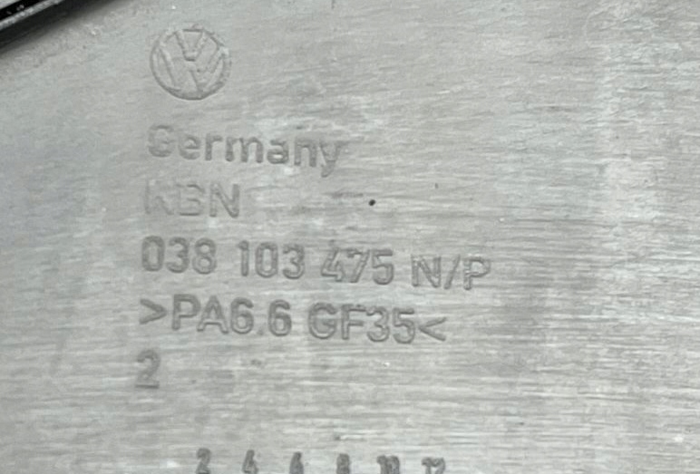 VW PASSAT B5 FL AUDI A4 B6 1.9 TDI Abdeckung der Ventile 038103469R