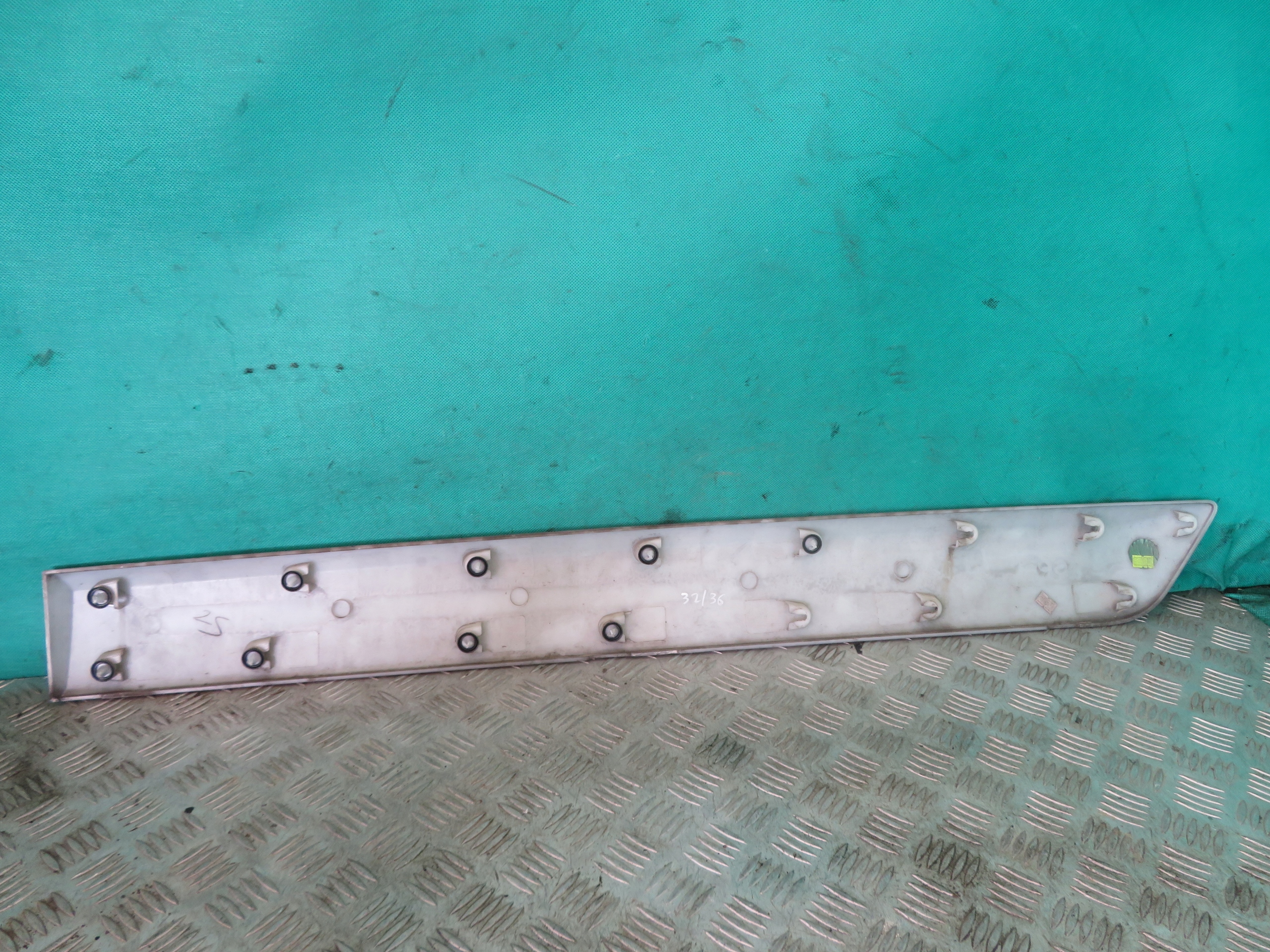 moulding side right FORD TRANSIT CUSTOM 20R