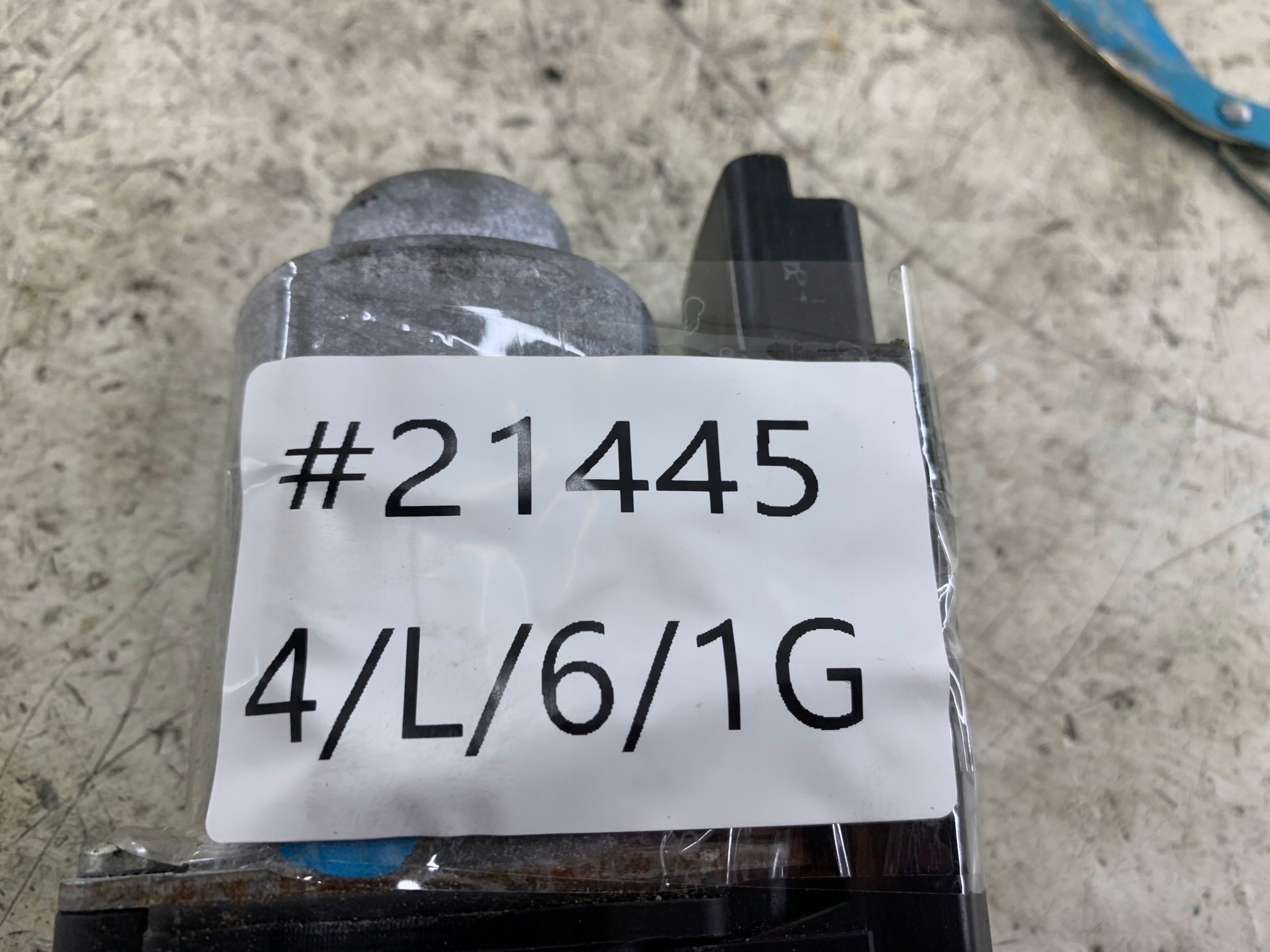 KIA CEED and mini motor windows right front 402054D