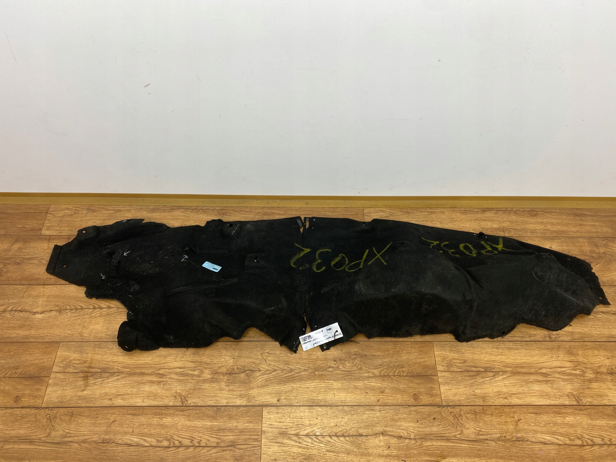mudguard rear. left Ford Mustang VI 2015+