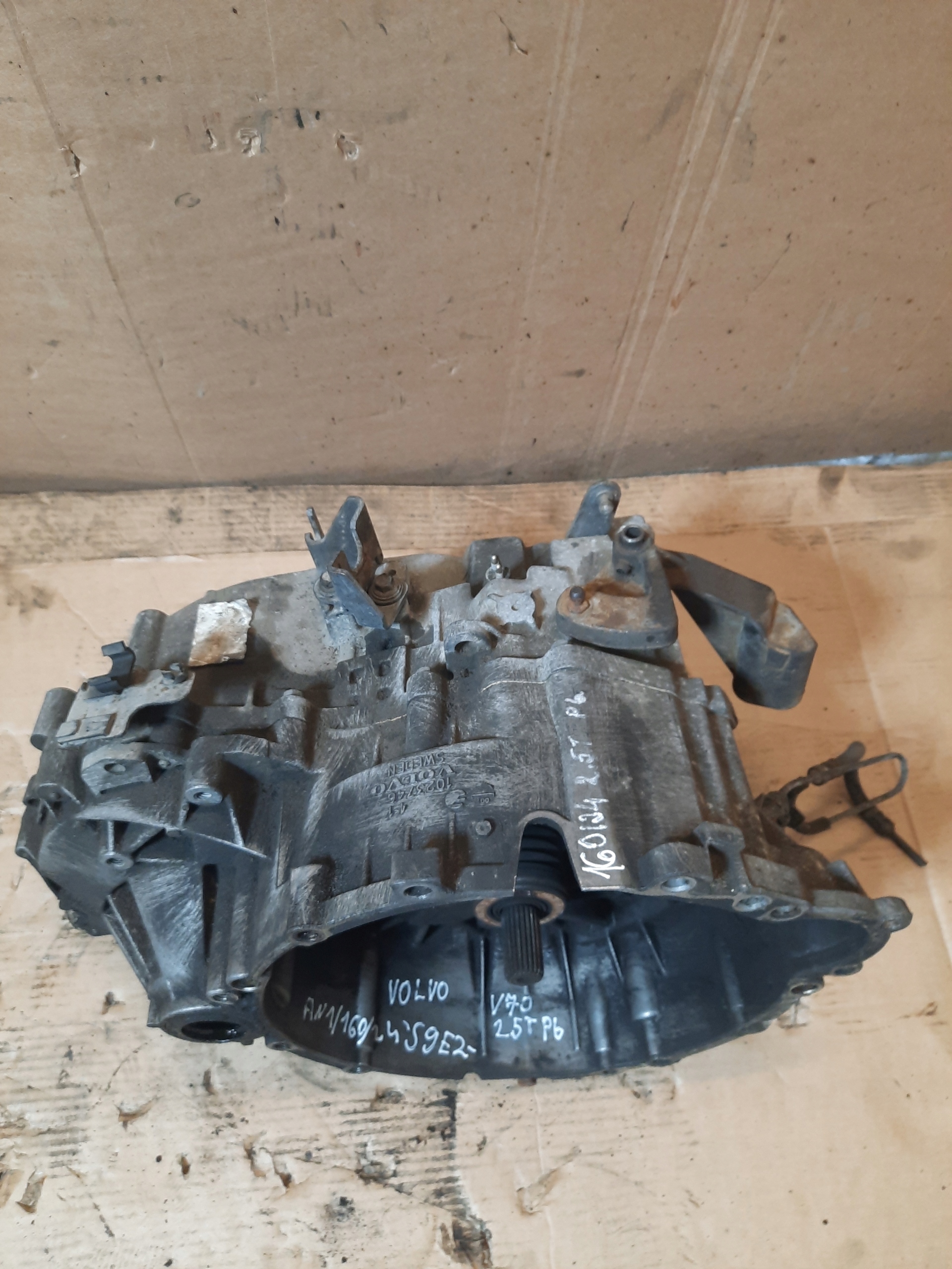 Volvo V70 2.5T OE 1023678 /1023746 Getriebe