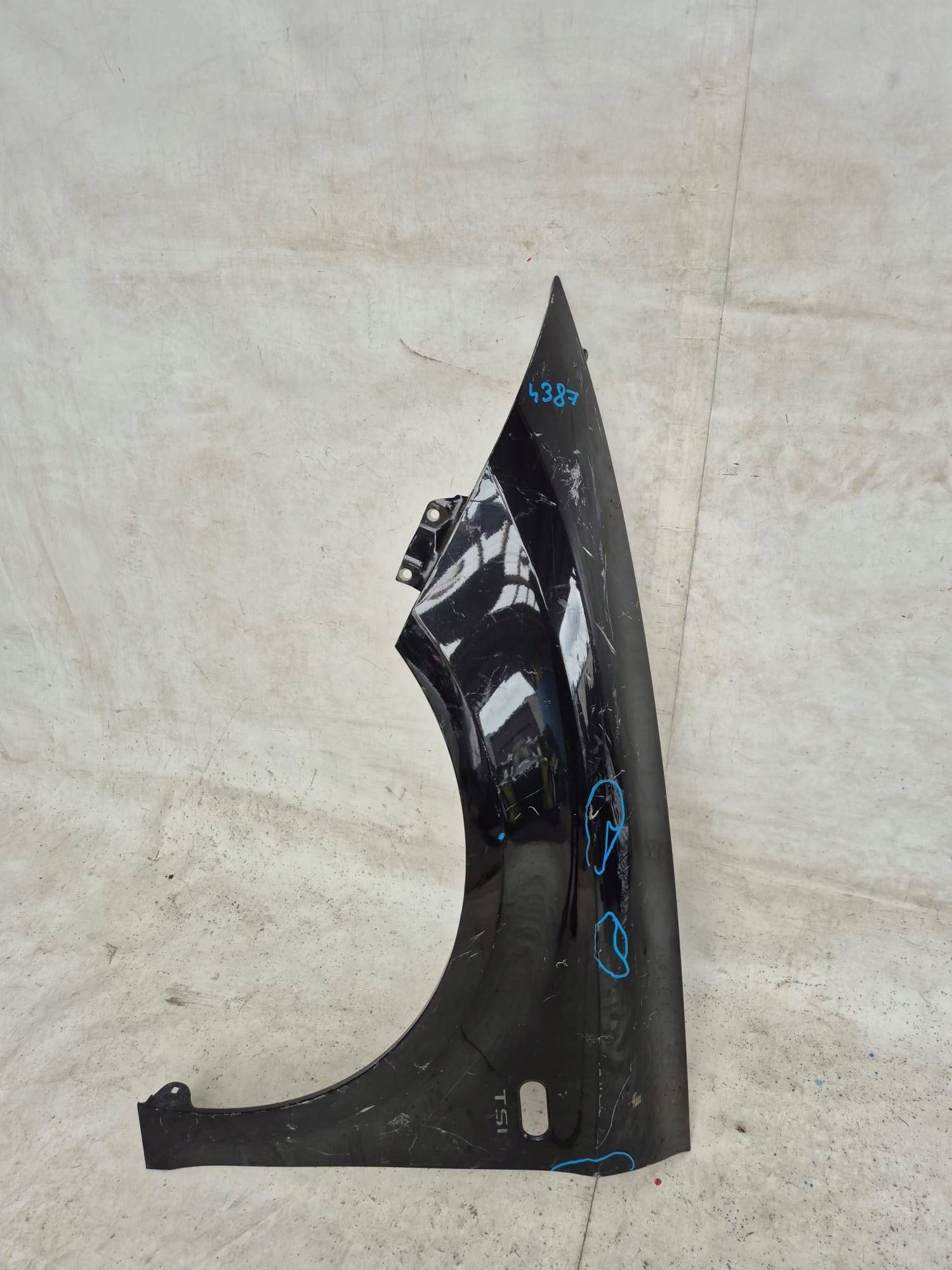 SEAT LEON II 04- fender left front front