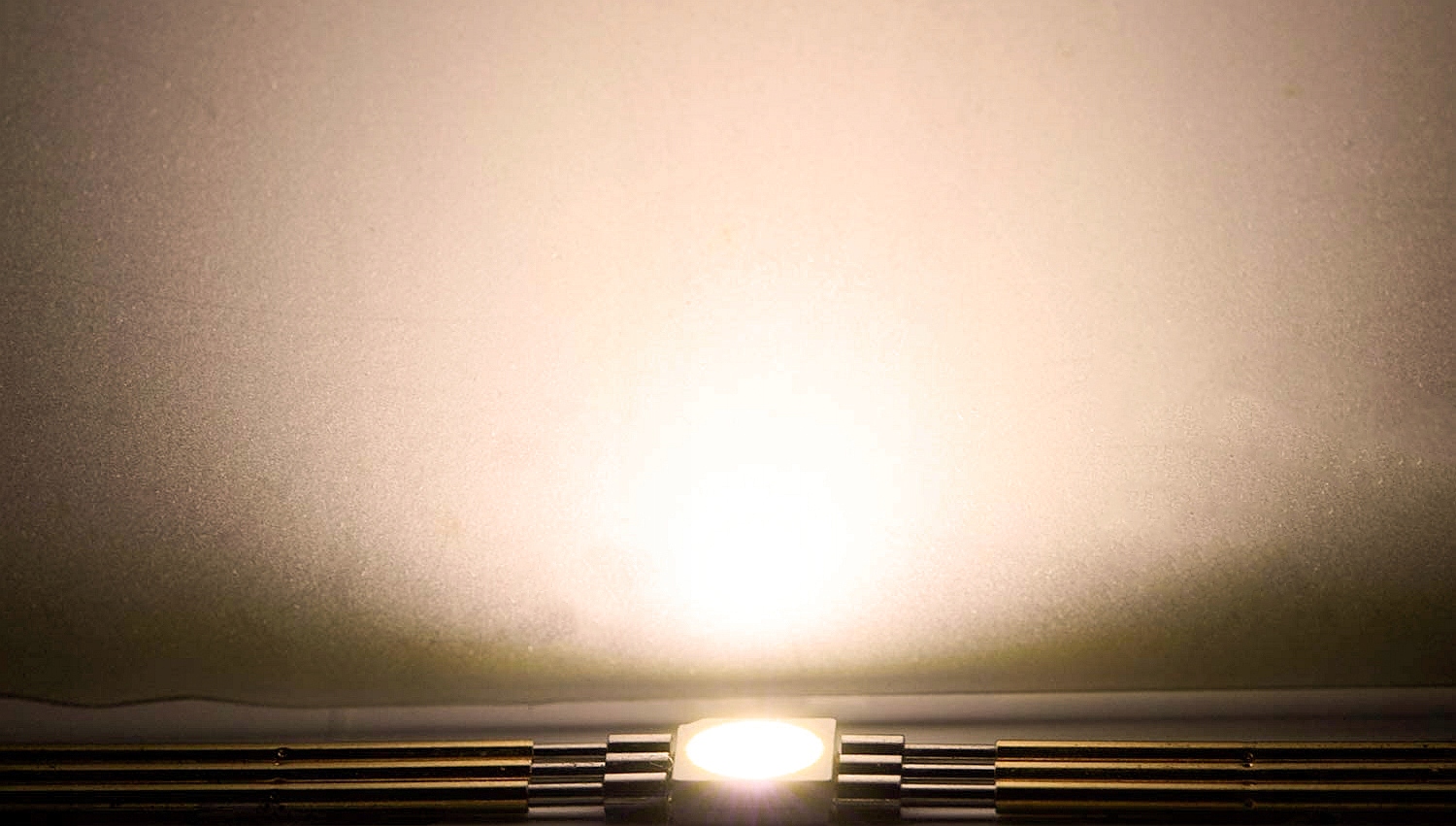 DIODY LED SMD 3528 0.06W BIAŁE I KOLOROWE 50 SZTUK - 6 kolorów do wyboru Kod producenta LED SMD 3528 PLCC2 biała i kolorowa emiter