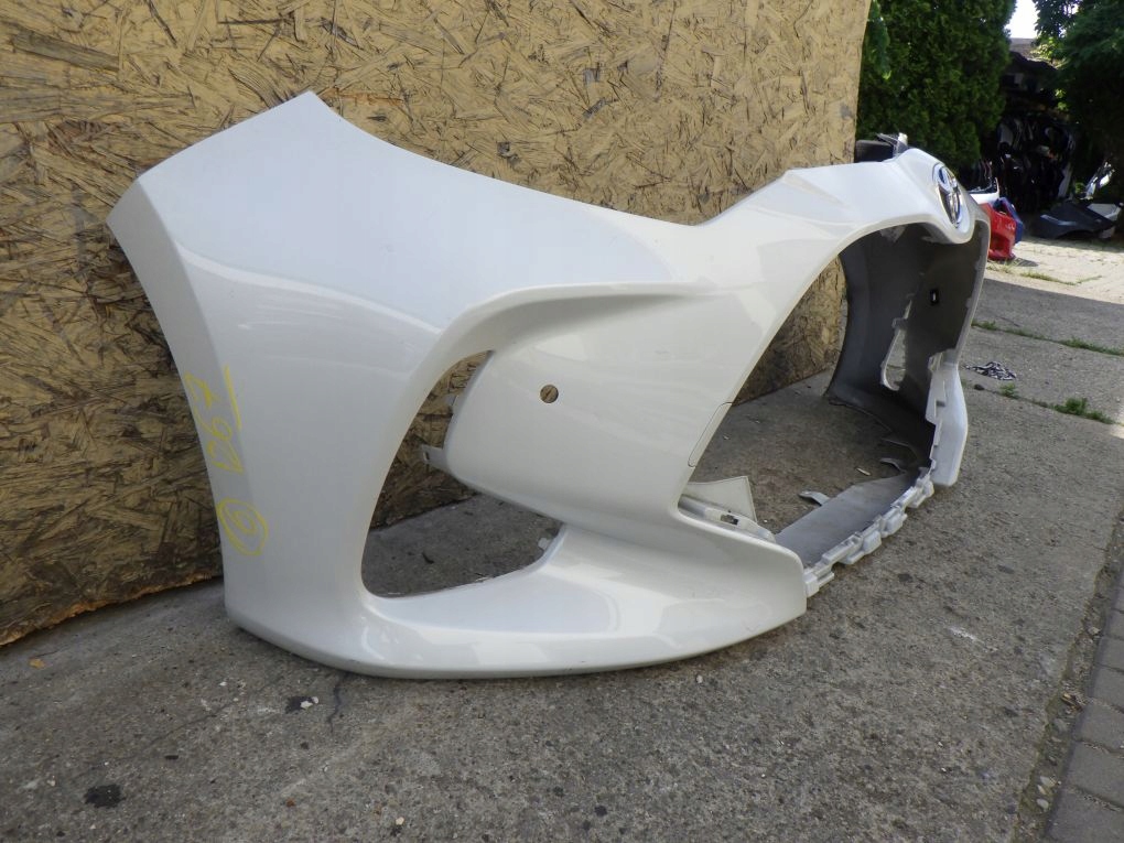 TOYOTA YARIS 4 IV P21 2020- Frontstoßstange