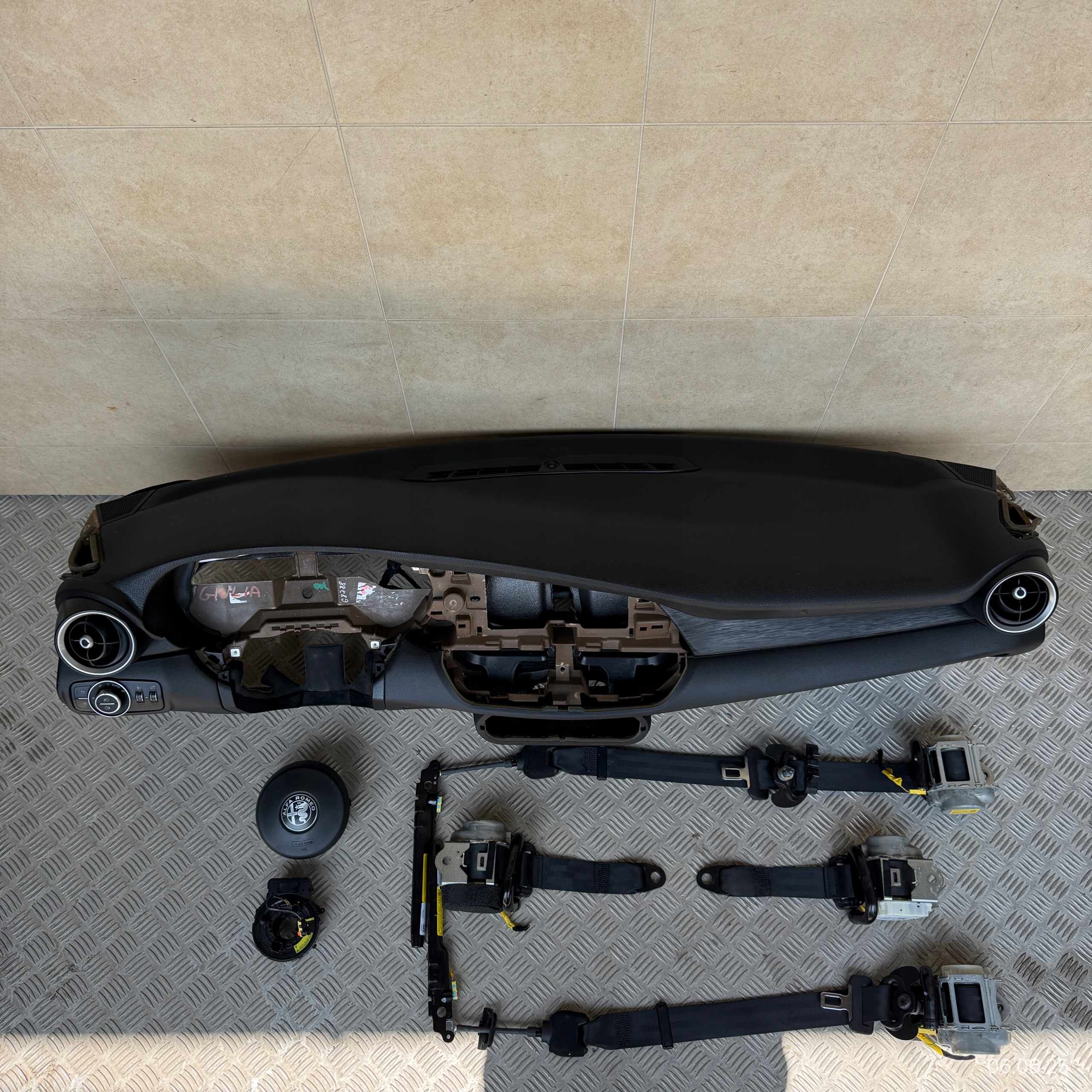 dashboard complete airbag console tension belts cockpit ALFA ROMEO GIULIA 2018 ROK