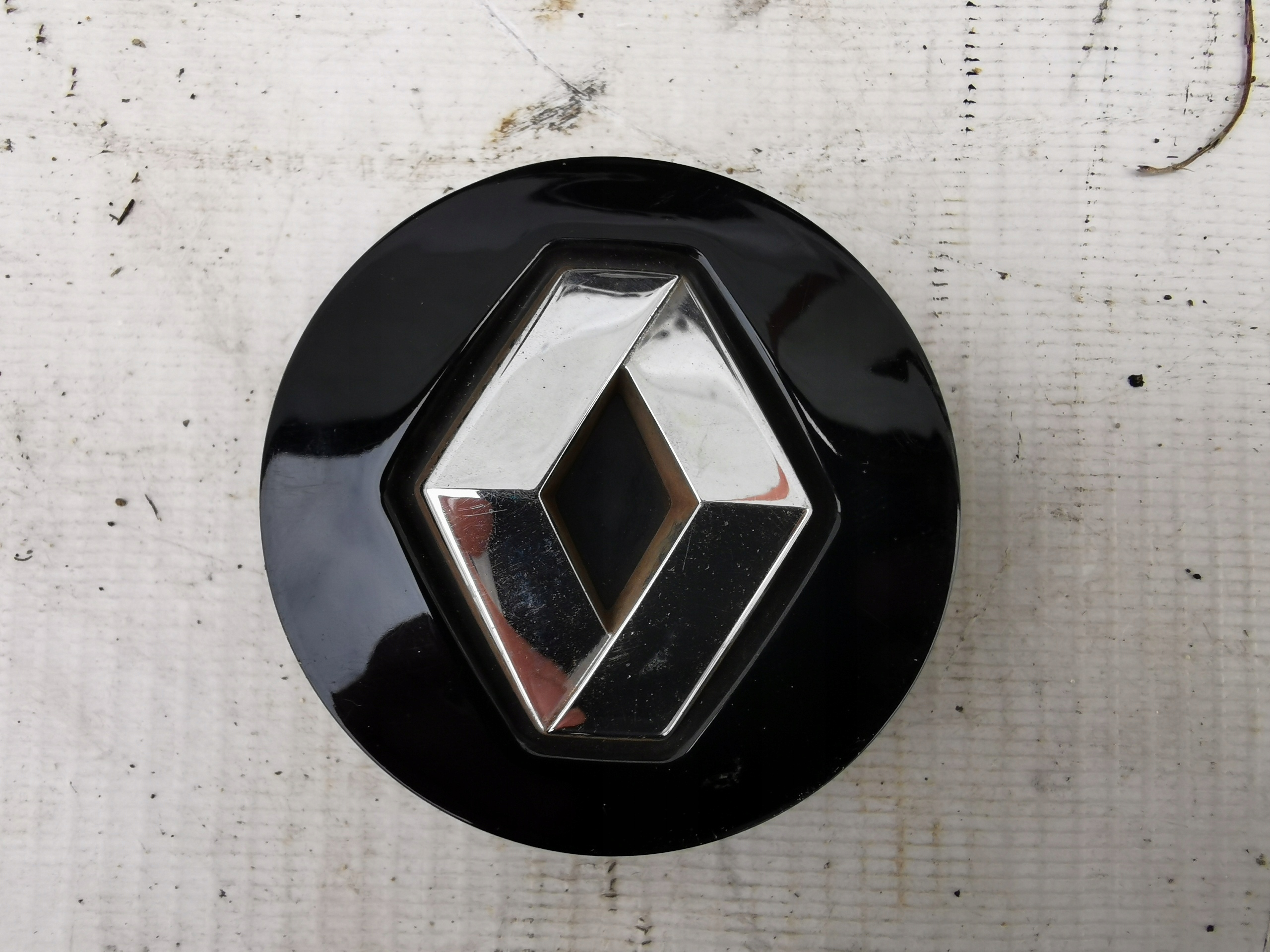 Dekielek Zaślepka Felgi Renault 403154214R