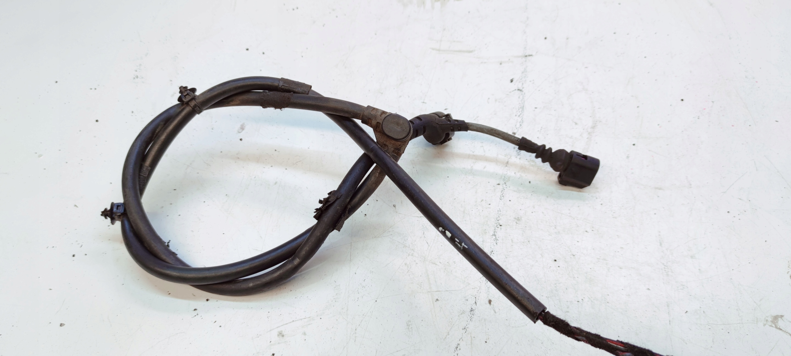 bundle of a caliper ABS right rear part AUDI A3 8V