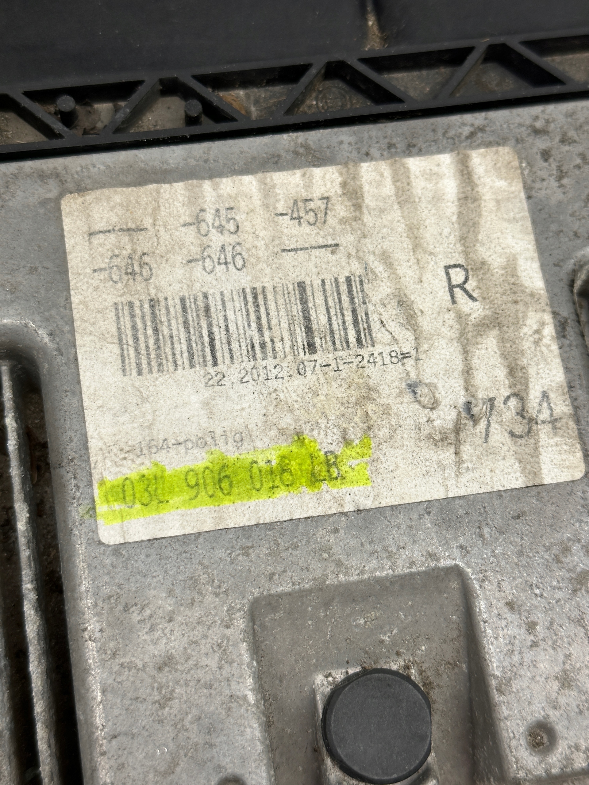computer control unit of the engine AUDI A6 C7 2.0 TDI CGLC 03L906018LB
