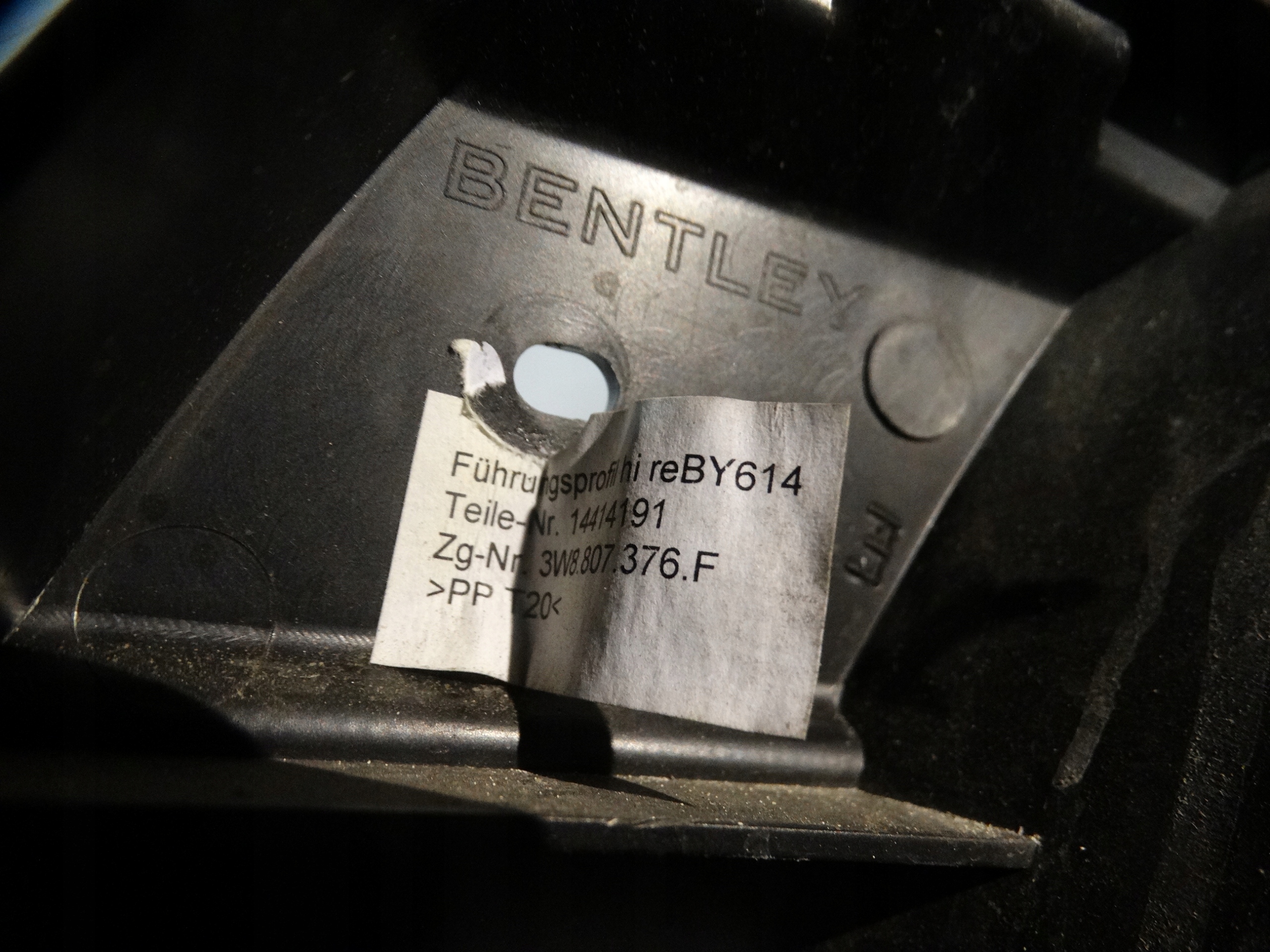 IDEALNY bumper bracket right BENTLEY GT 1