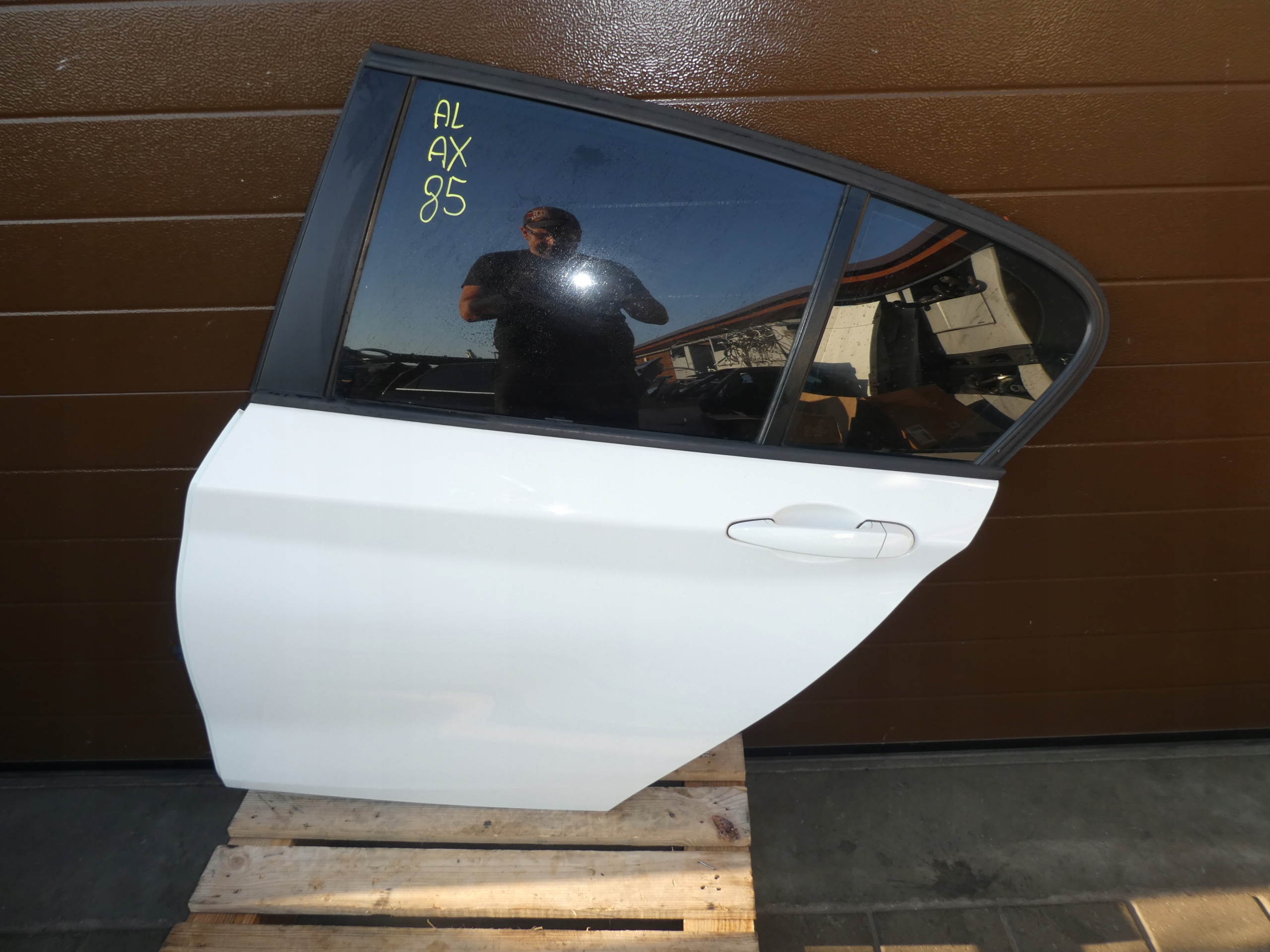 door left rear part BMW F20 complete BIALE