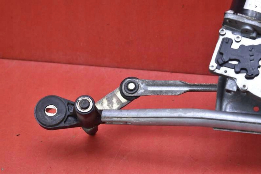 Gestänge Motor Wischer vorne EU 7046570 BMW X5 E53 03-06