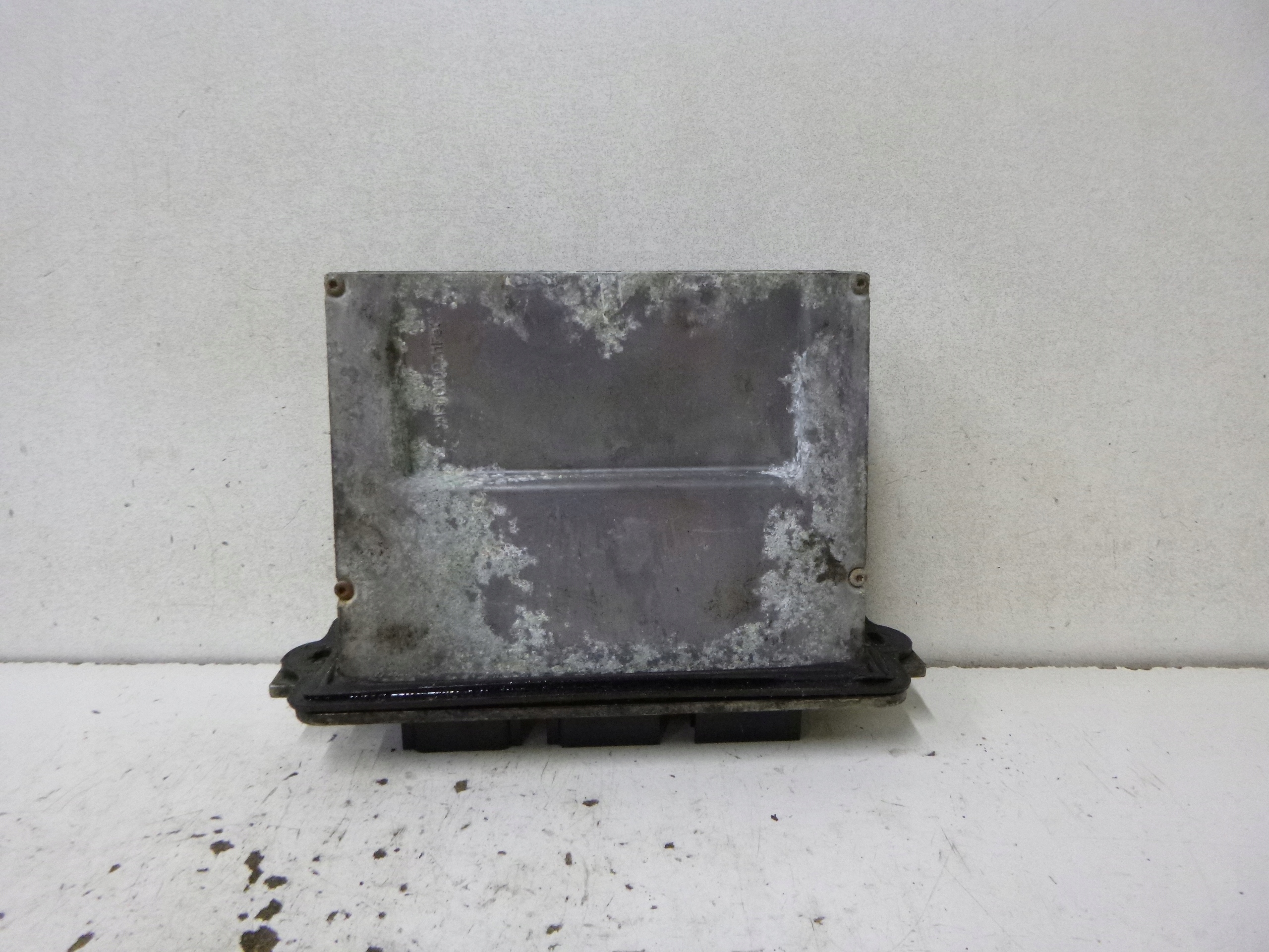 module computer control unit MAZDA TRIBUTE FORD MAVERICK 2.3B 5L8A-12A650-AEC