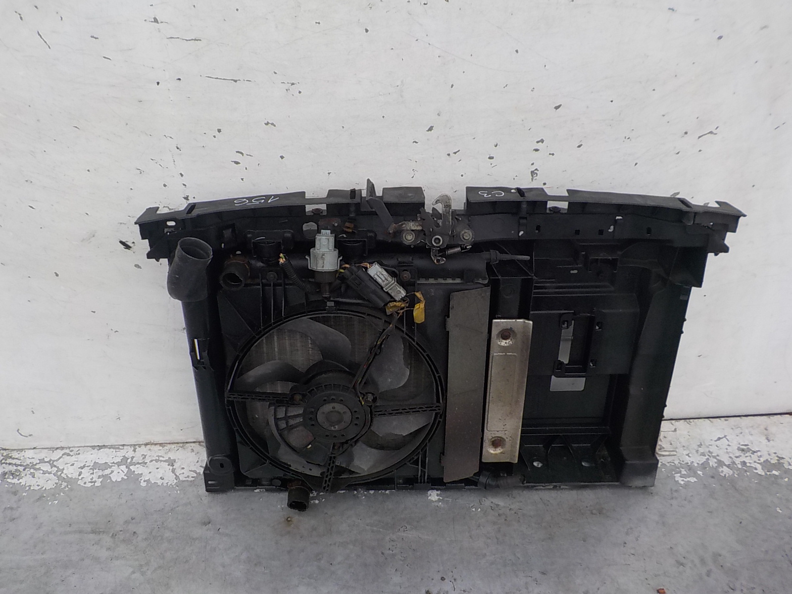 156 CITROEN C3 and support panel for radiators pillar iron 1.4 HDI