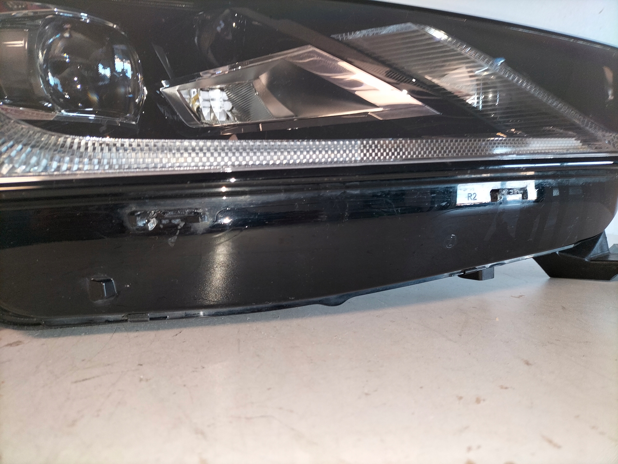light front reflektor right SKODA OCTAVIA 4 IV 19
