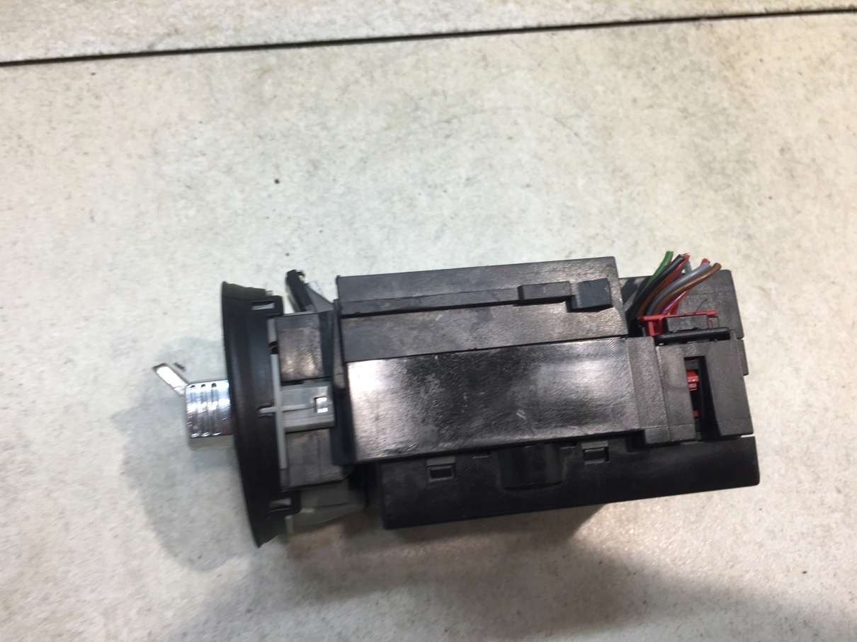 ignition key VW PASSAT B6 2.0 TDI 16V 3C0905843Q