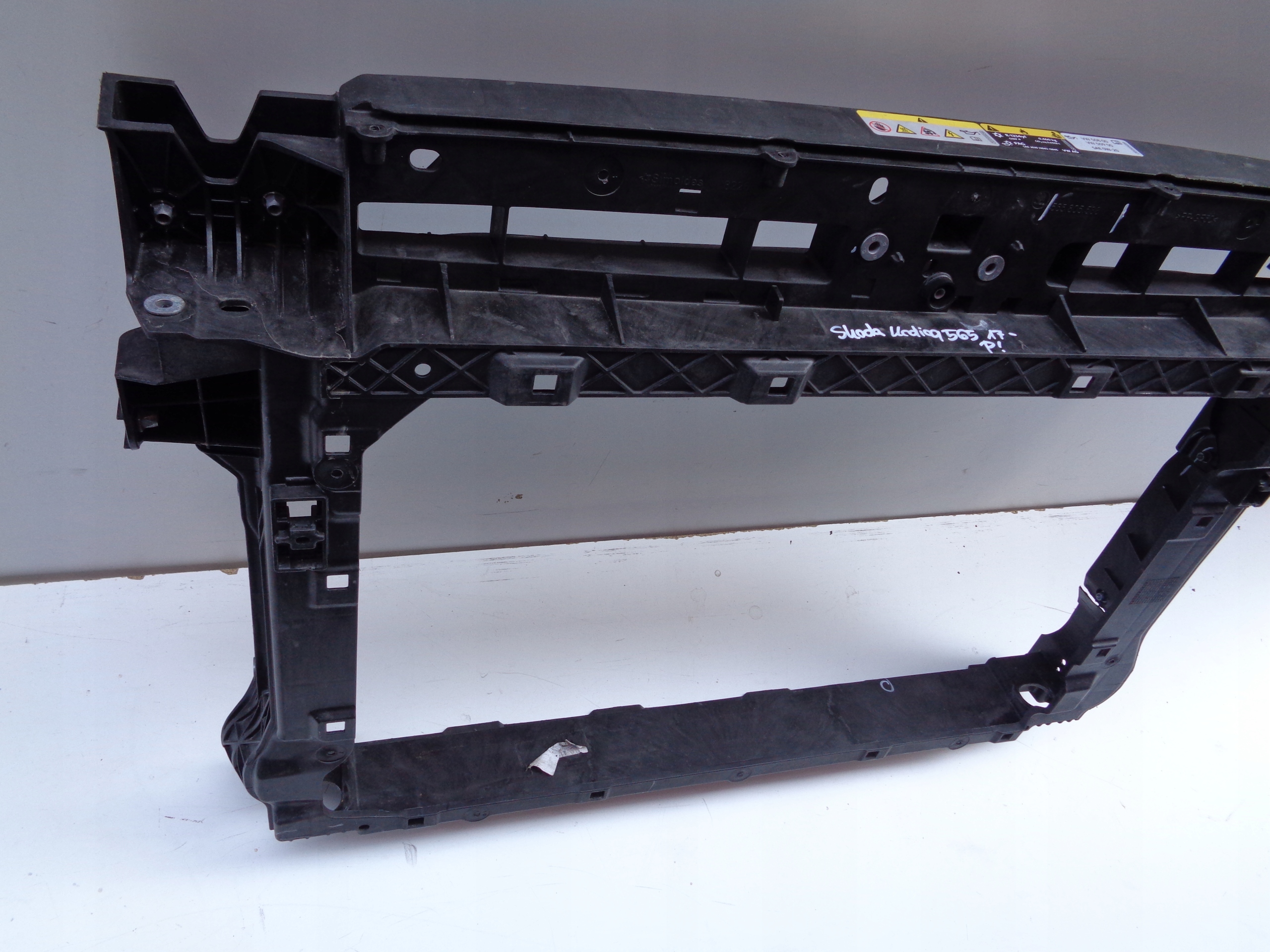 bar, wall front SKODA KODIAQ 565 17