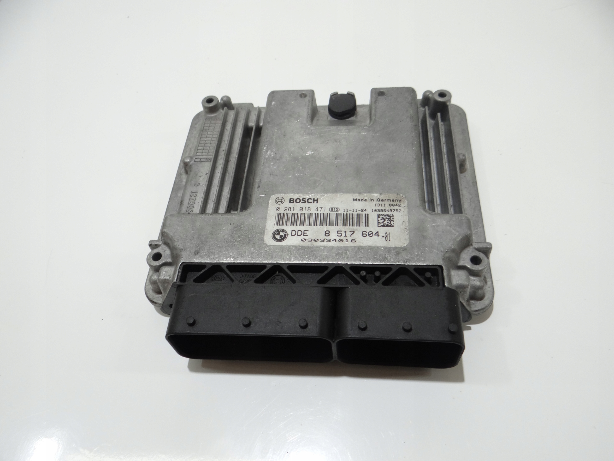 computer control unit of the engine BMW X1 E84 2.0D 8517604