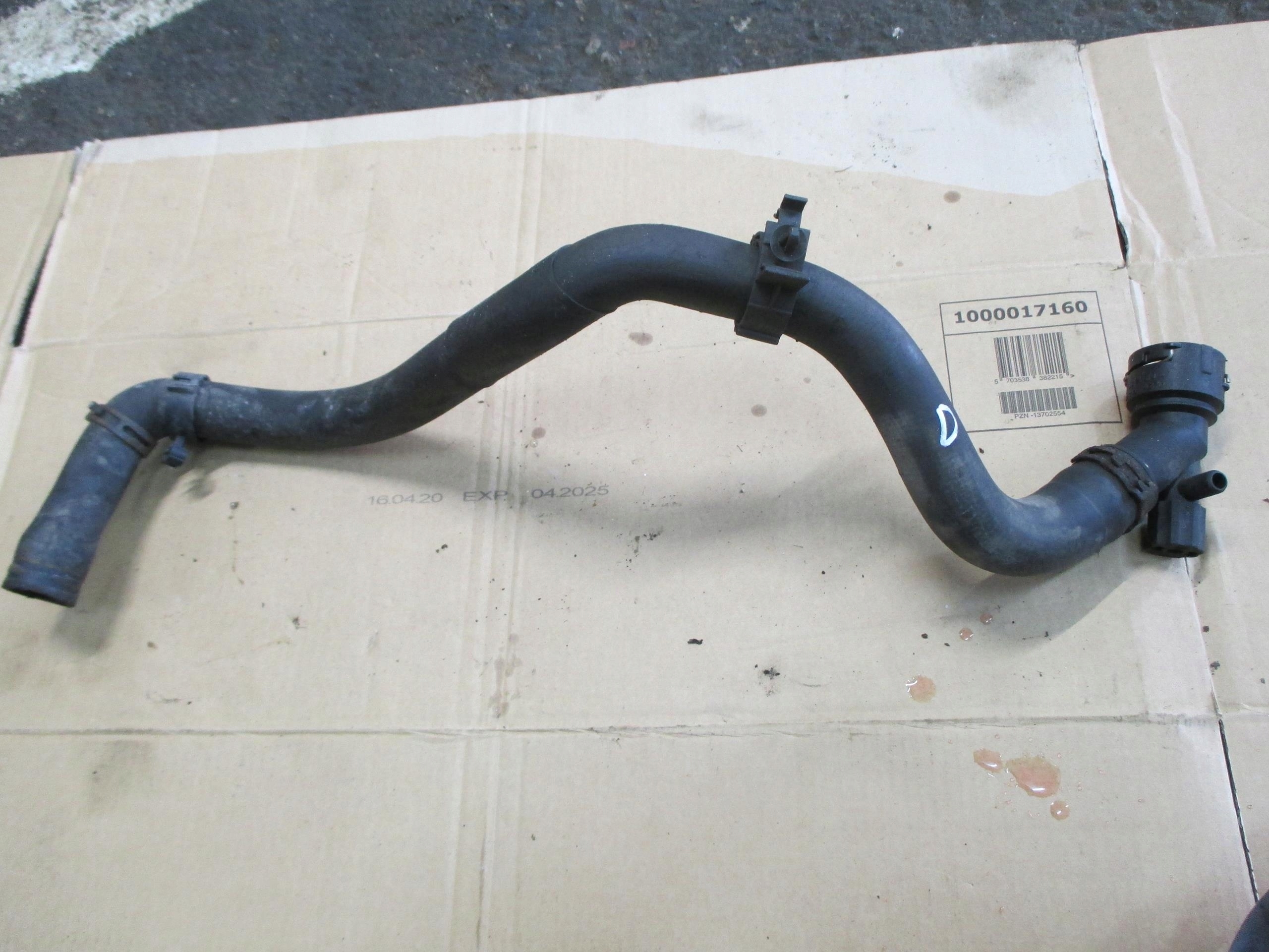 OCTAVIA 1 I 1,8 96-10 WĄŻ CHŁODNICY DOLNY