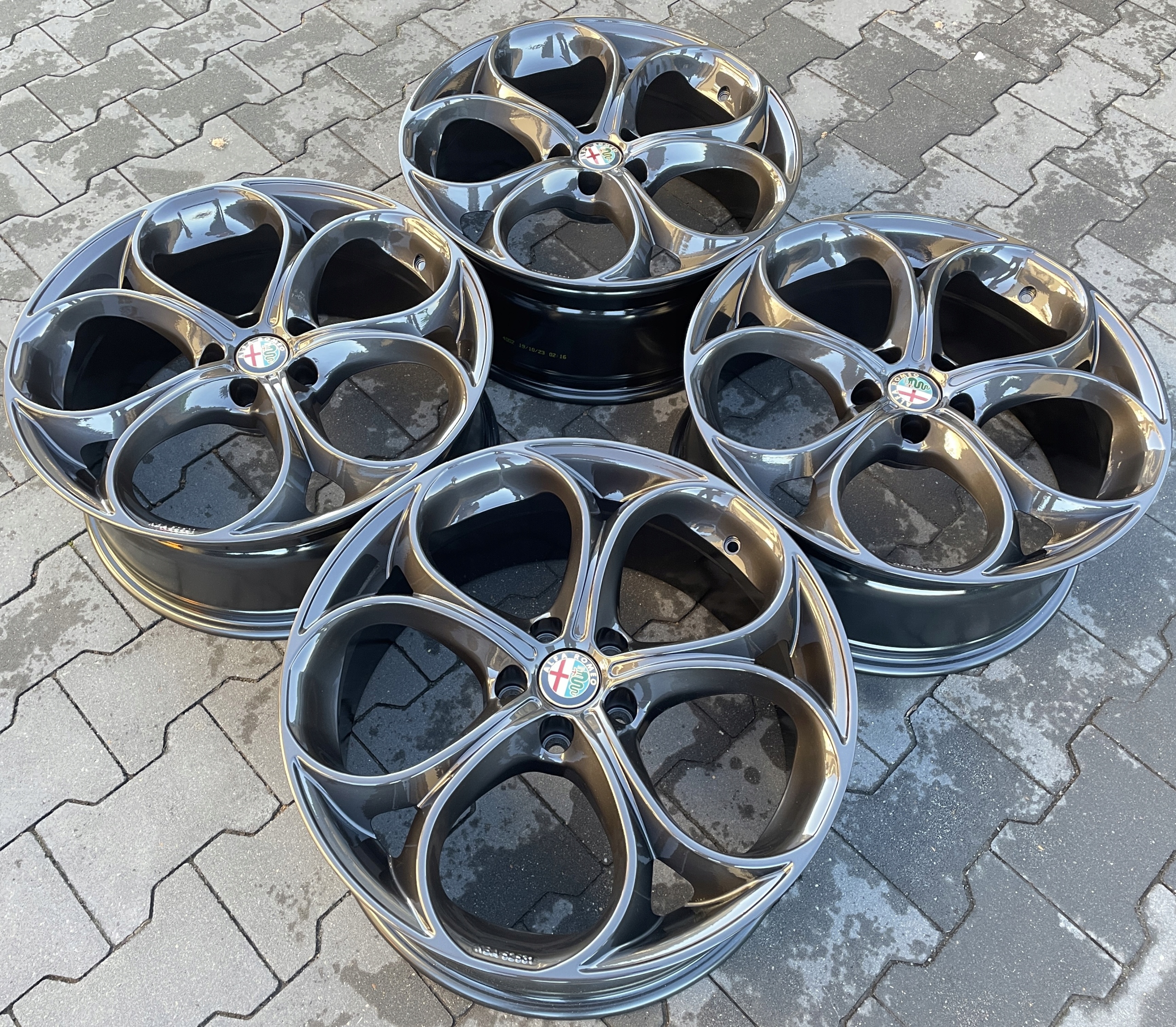 ALFA ROMEO GIULIA FELGI ALU 19'' 5X110 8J 9J GMP ITALIA DRAKE Szerokość felgi 8.0