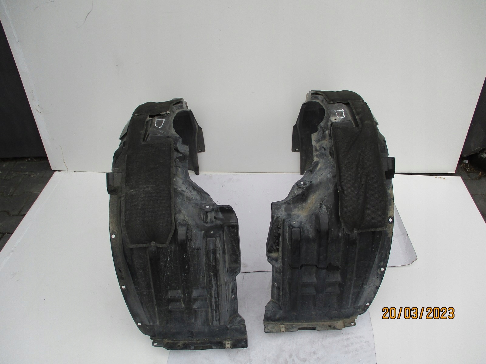 mudguard right front MITSUBISHI OUTLANDER III