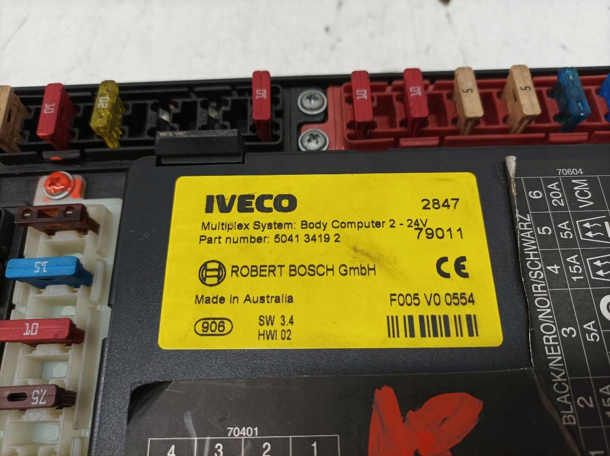 compartment of fuses control unit BODY MULTIPLEX 504134192 Iveco Stralis