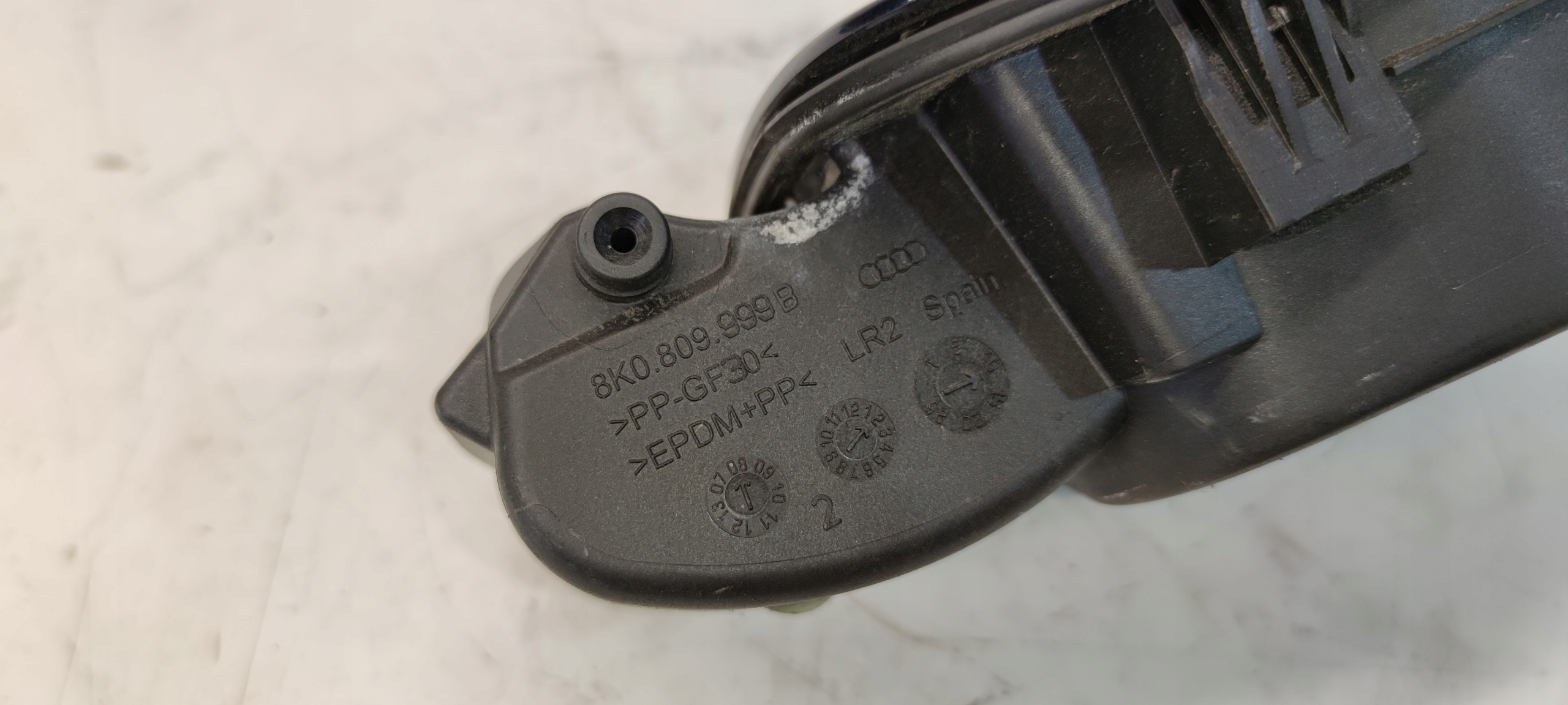 Volet trappe carburant Carburant AUDI A4 B8 8K0809999B LZ5A
