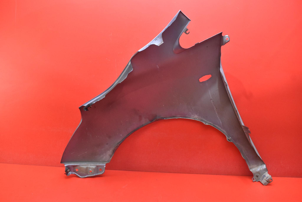 fender right front front SIWY TOYOTA VERSO 1 and 09-13