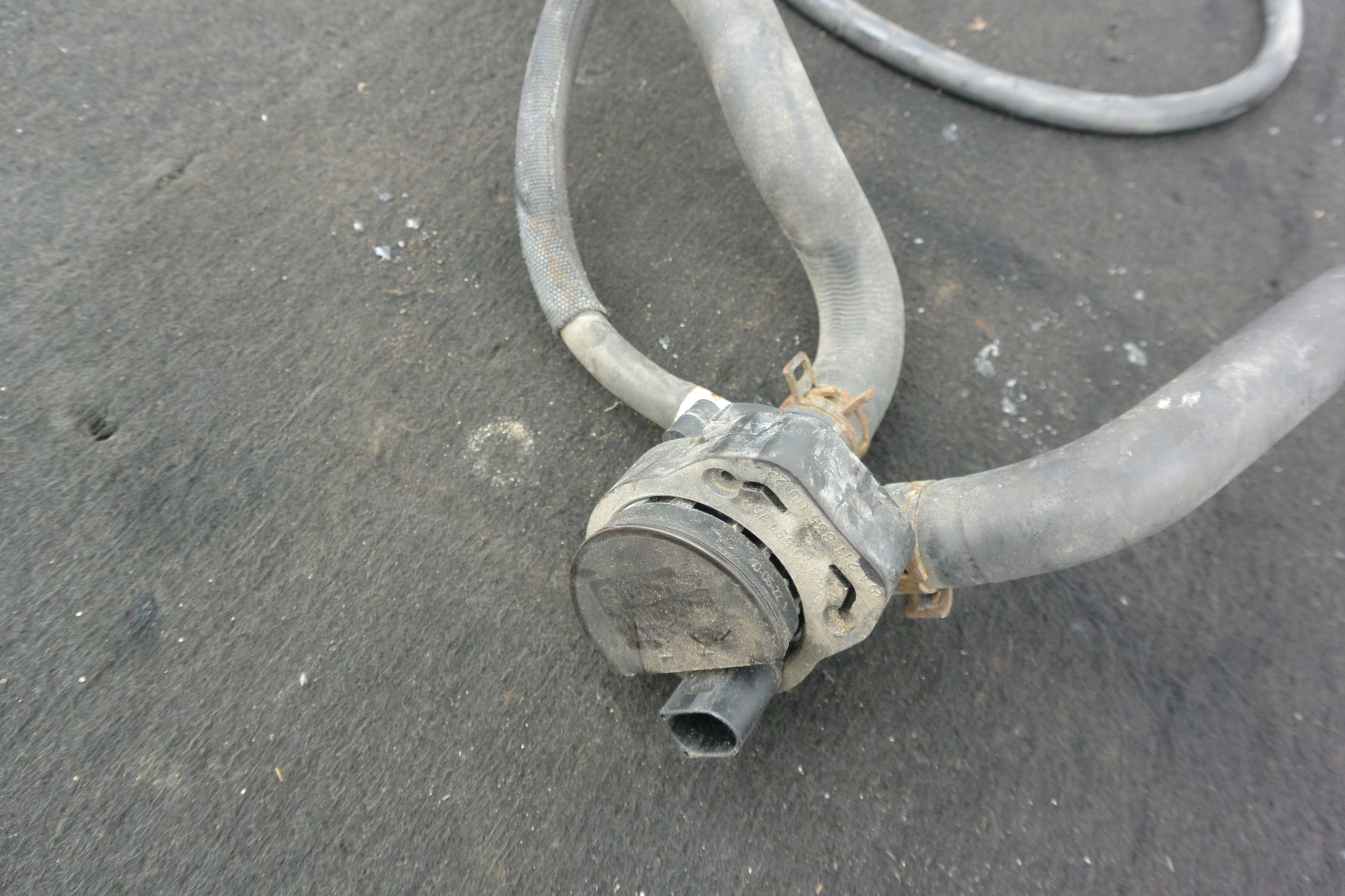 PUMPA DODATNA VODE OM651 2.2 MERCEDES W204 W212