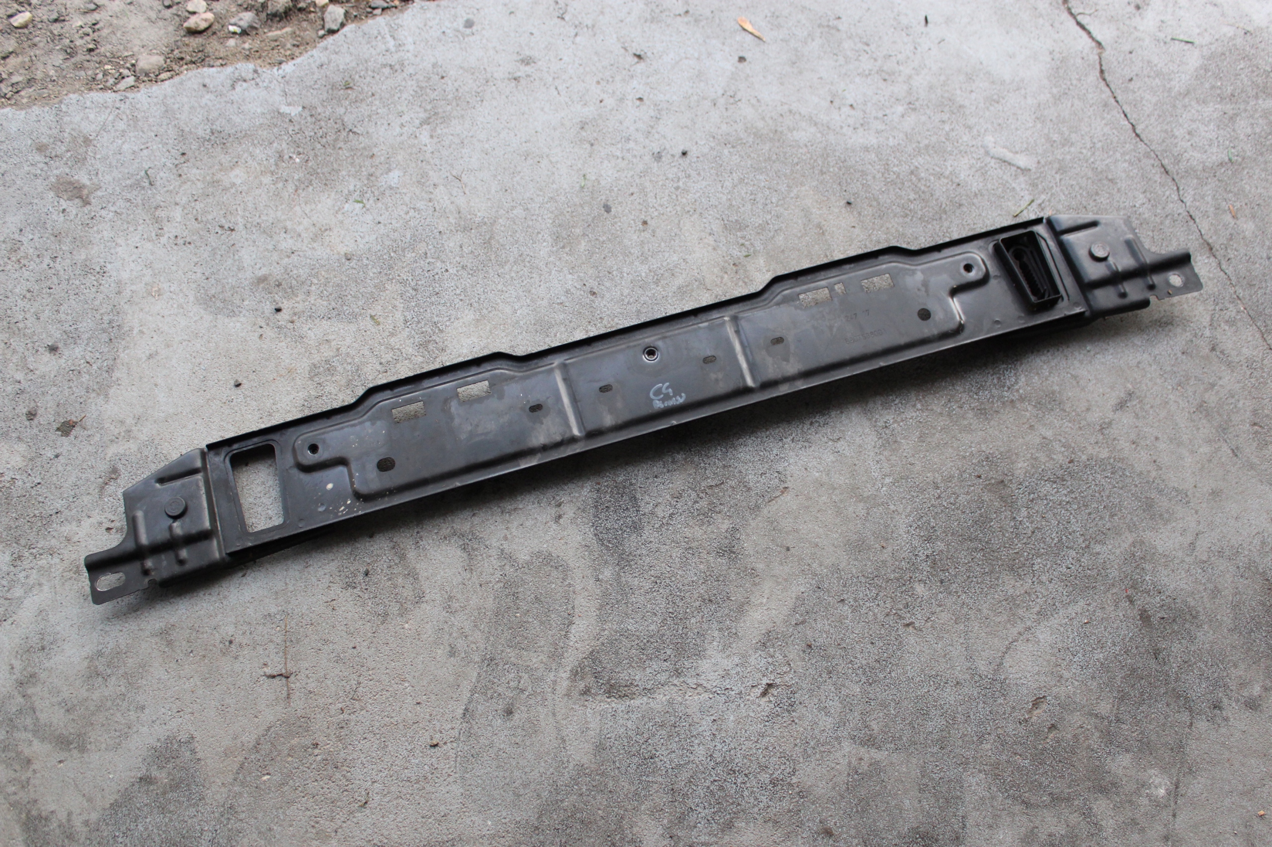 CITROEN C4 II PICASSO BELKA POD CHŁODNICE 1.6 THP