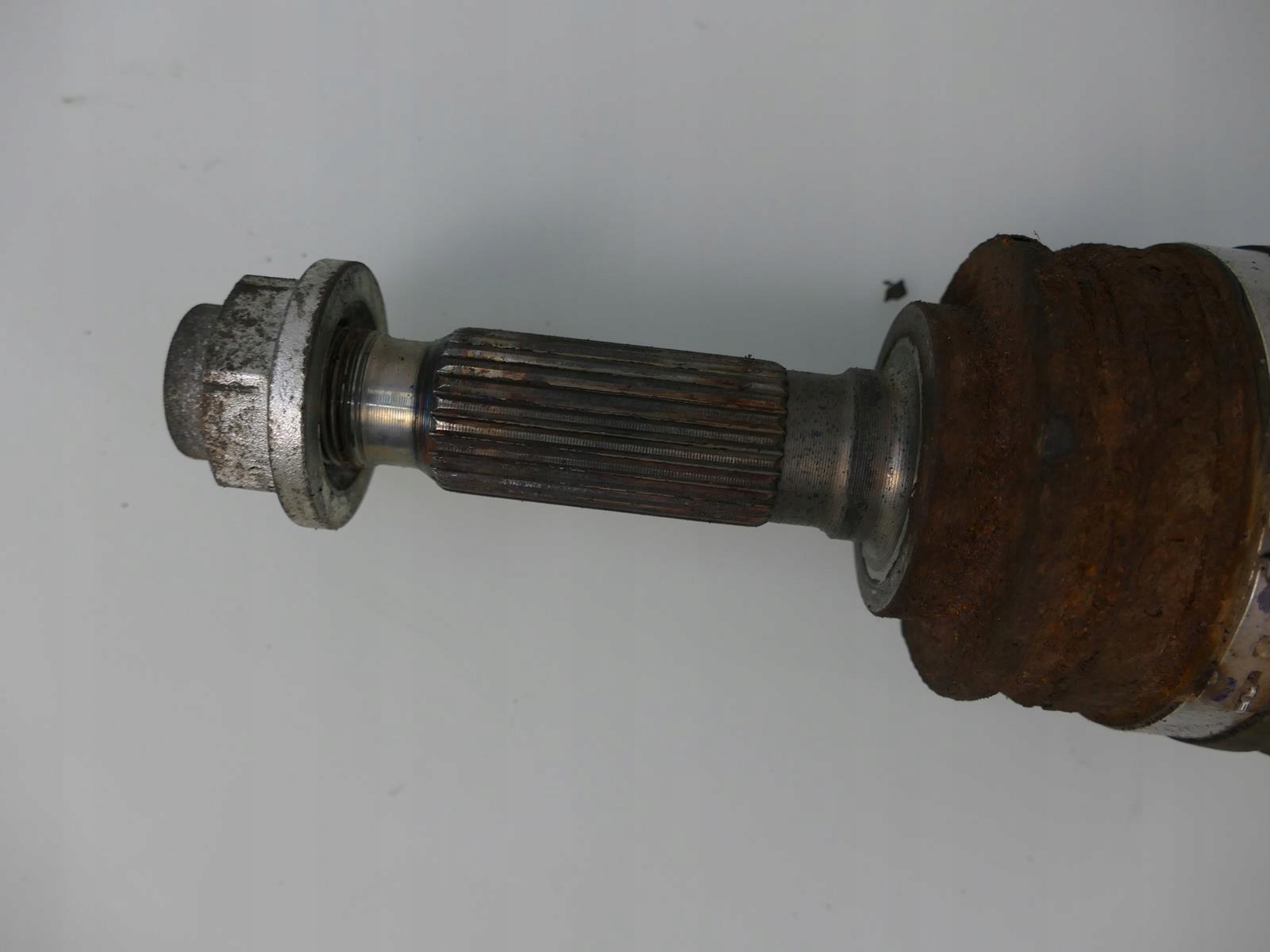 MITSUBISHI OUTLANDER III 2.2 DI-D semi-axis left rear part left rear