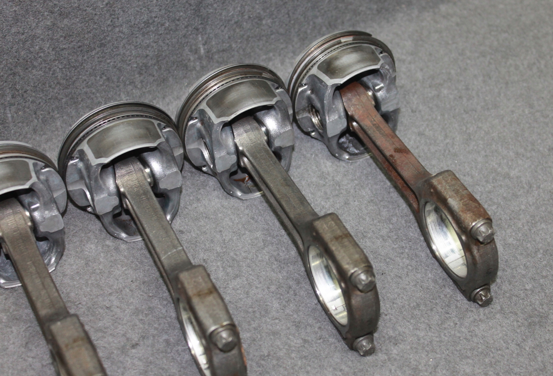 BMW E88 E90 E60 F01 E71 N54B30A 3.5i 4.0i Piston Bielle - 7577581 8497B