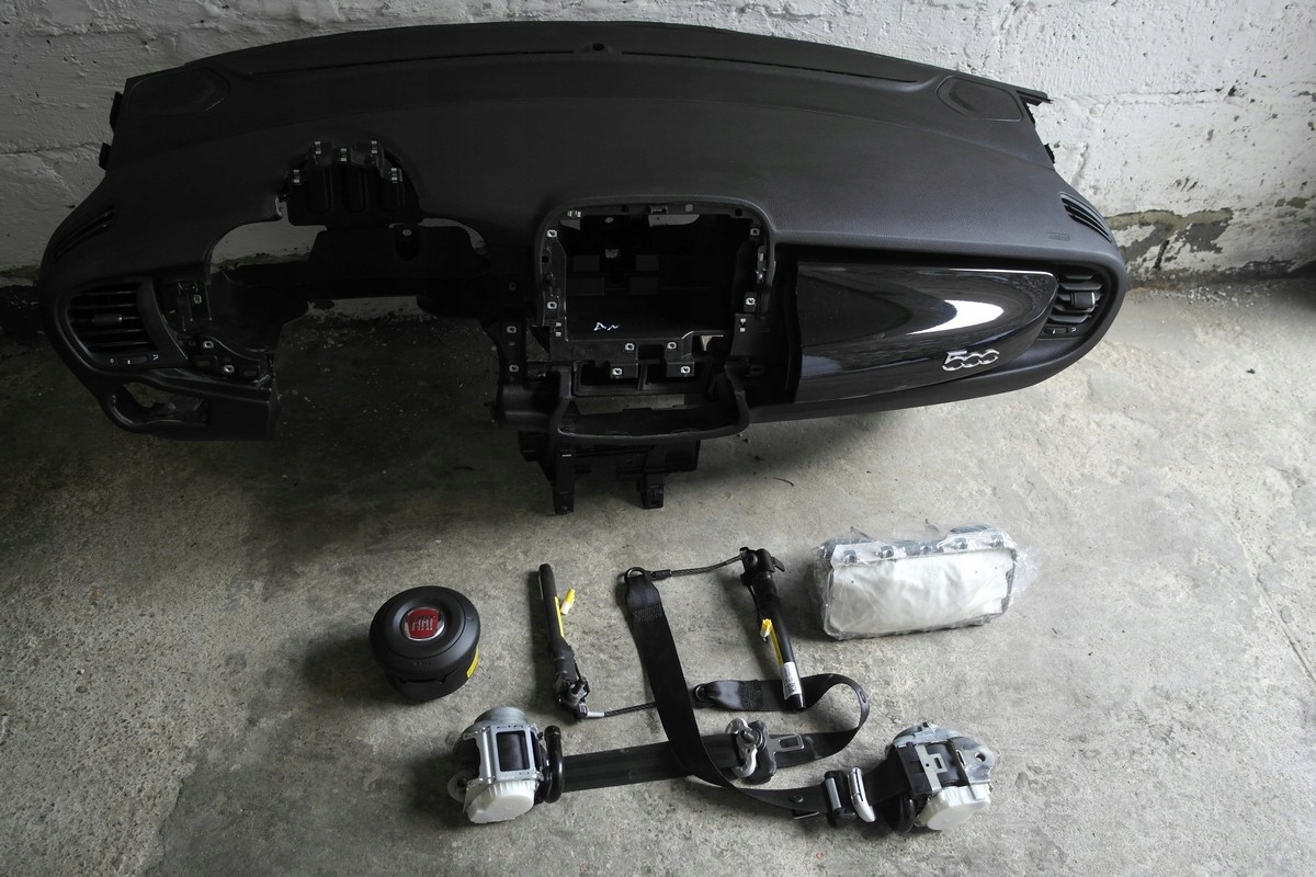 FIAT 500X 500 X AIRABAG PAS PASY DESKA KONSOLA KOKPIT PULPIT PÓŁKA