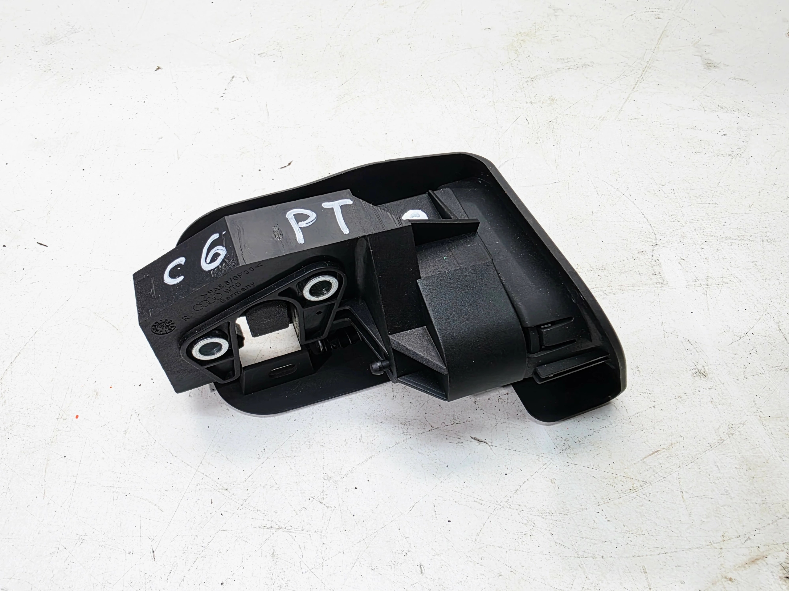 lock KANAPY right rear part AUDI AUDI A4 B7 A6 C6 4B0885734C