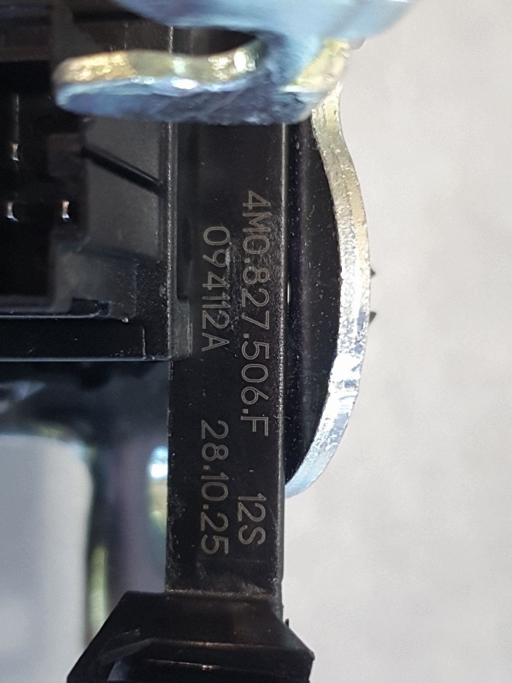 Audi A3 8Y hb lock bonnet boot 4M0827506F