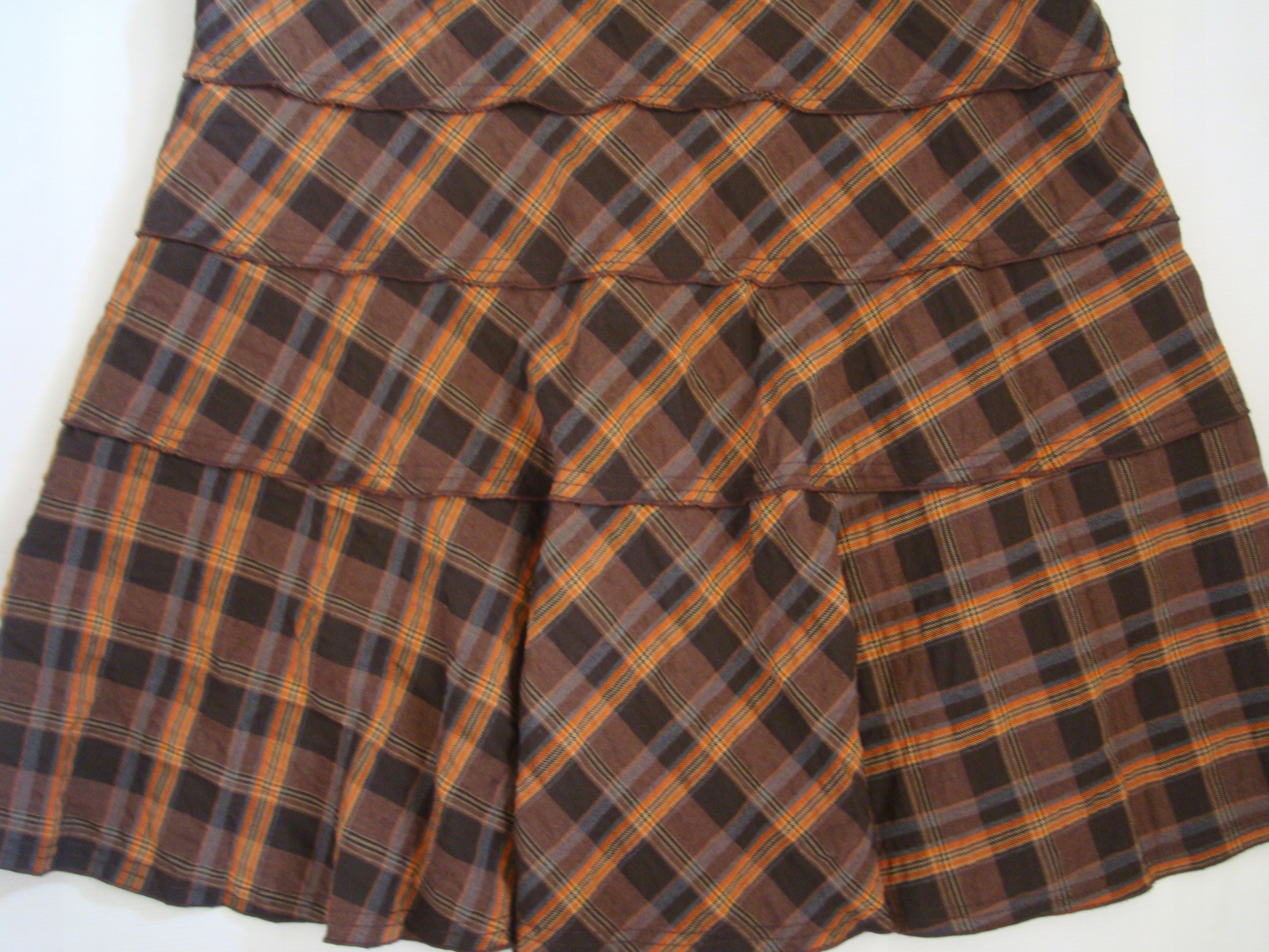 ŚWIETNA spódnica w kratkę r.44 Marka inna